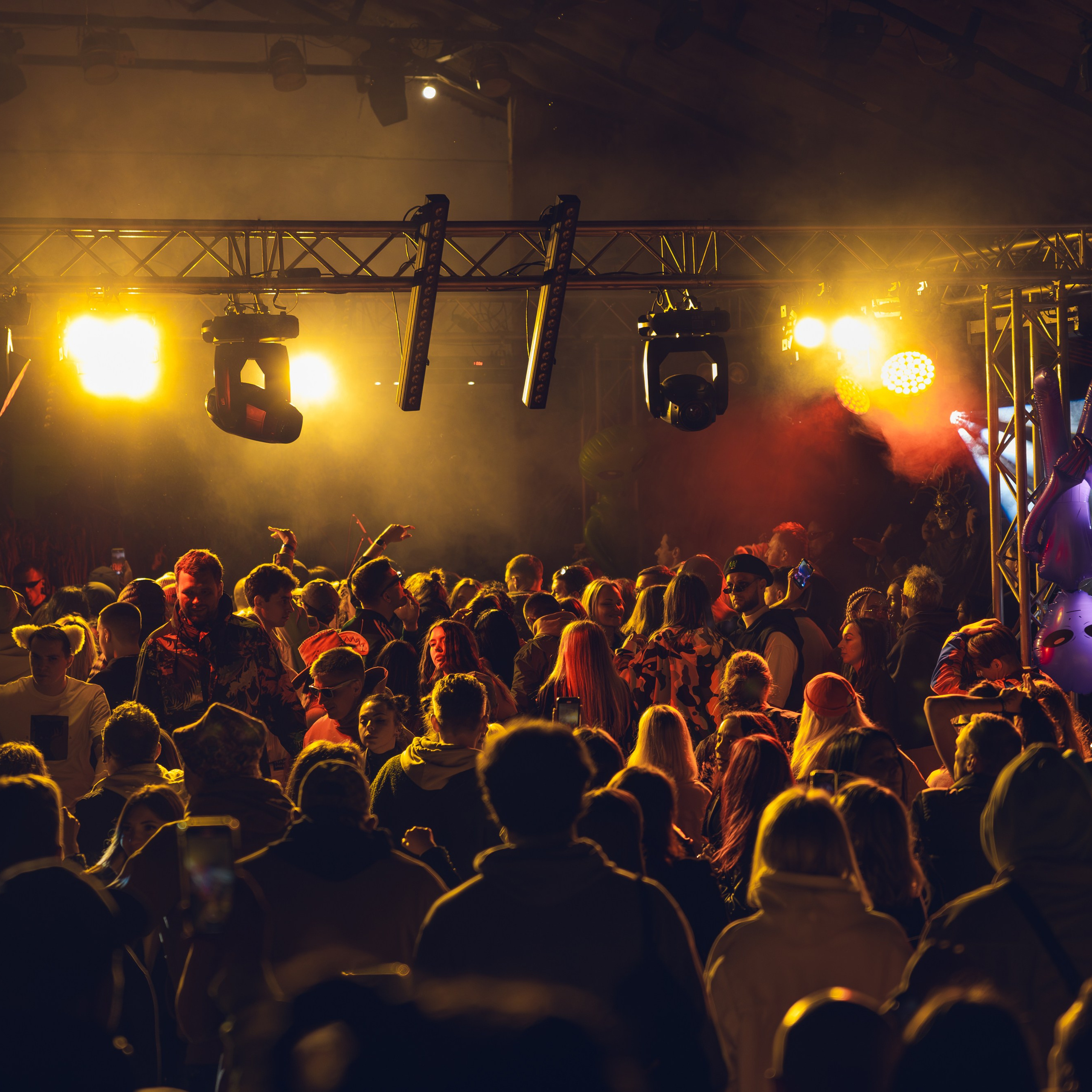 MAEWKA. Репортажный и свадебный фотограф в Краснодаре Владислав Рыжов