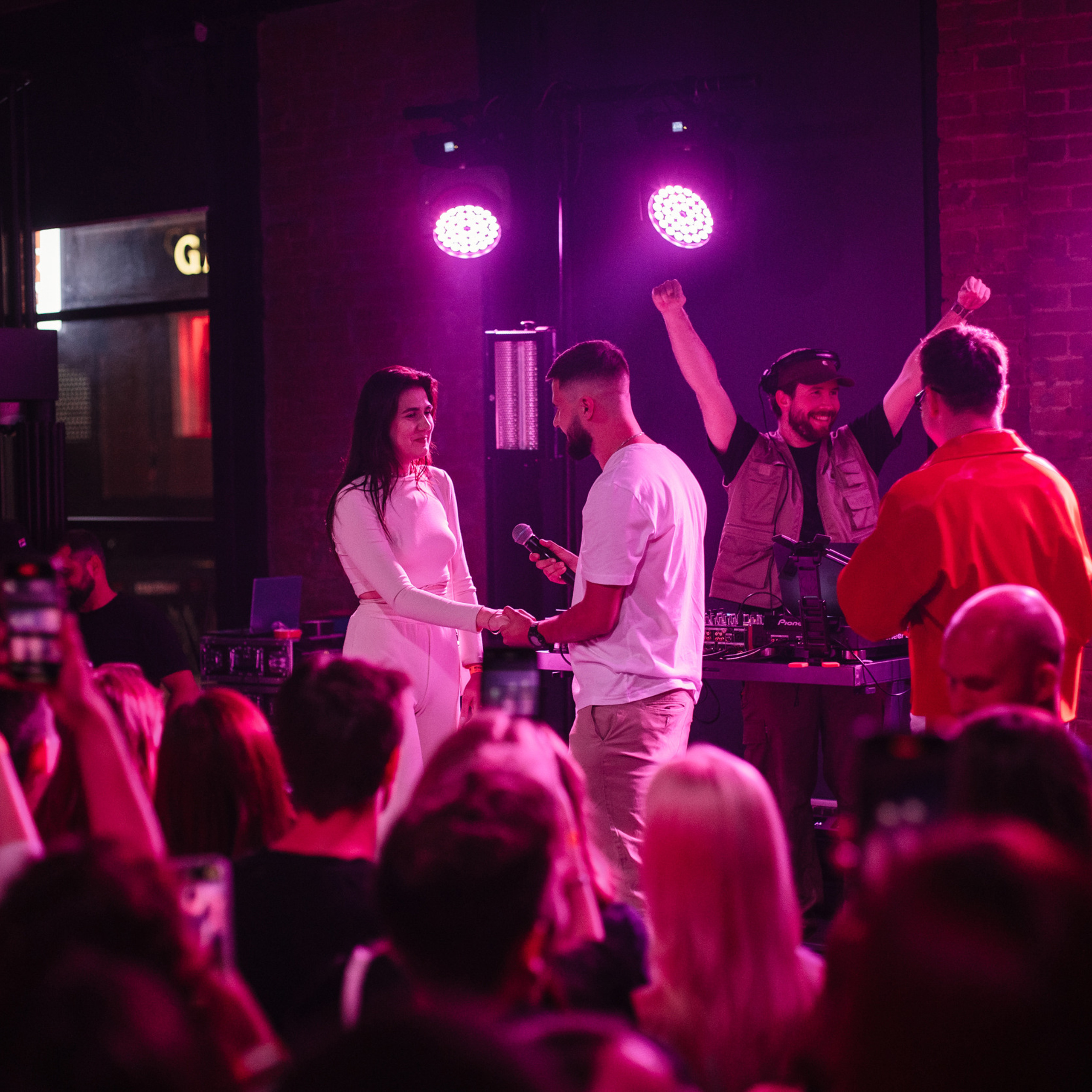 Sqwoz bab. Репортажный и свадебный фотограф в Краснодаре Владислав Рыжов