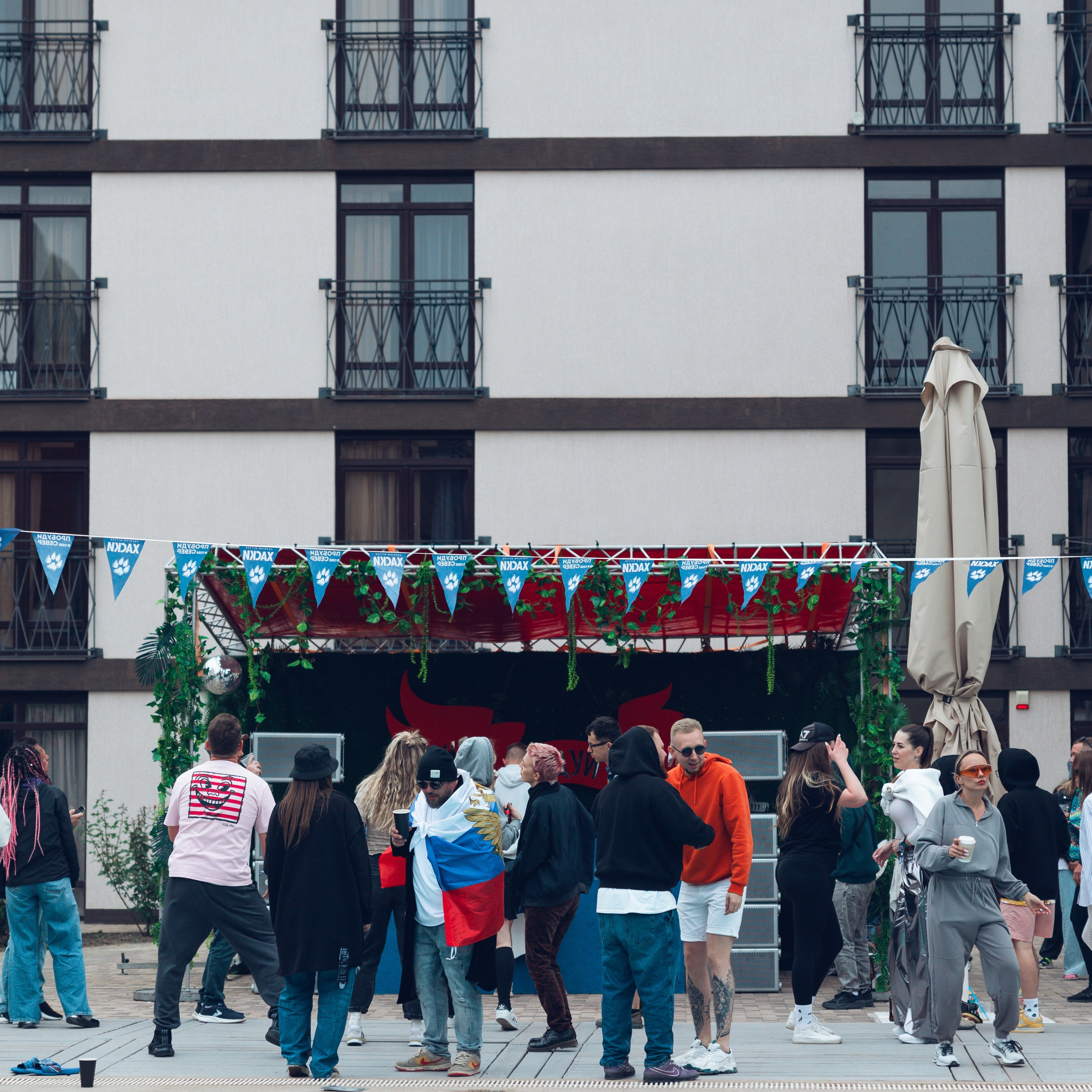 MAEWKA. Репортажный и свадебный фотограф в Краснодаре Владислав Рыжов