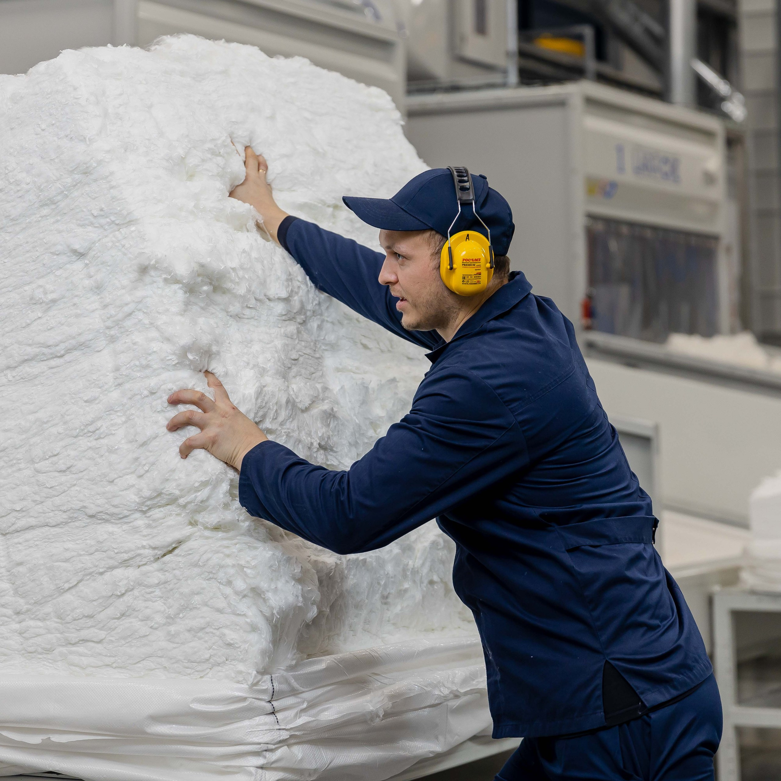 Сотрудники завода Naturell