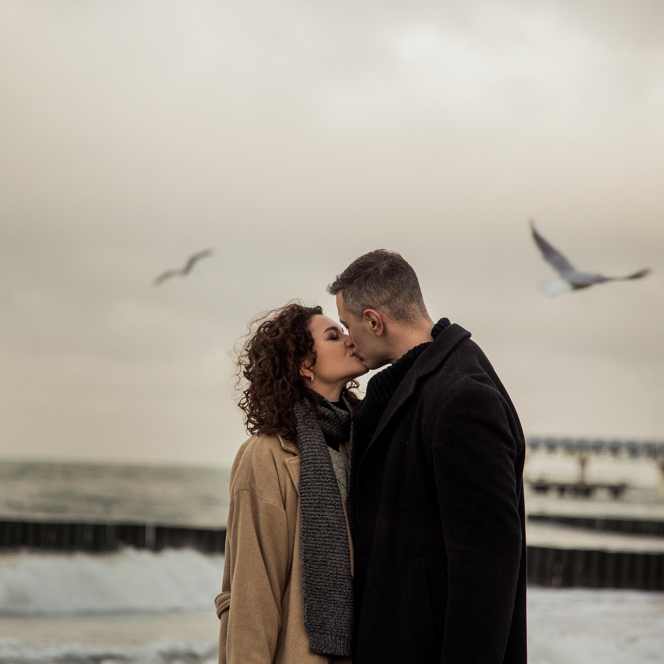 пара на море, Love-story на море, фотосессия с чайками