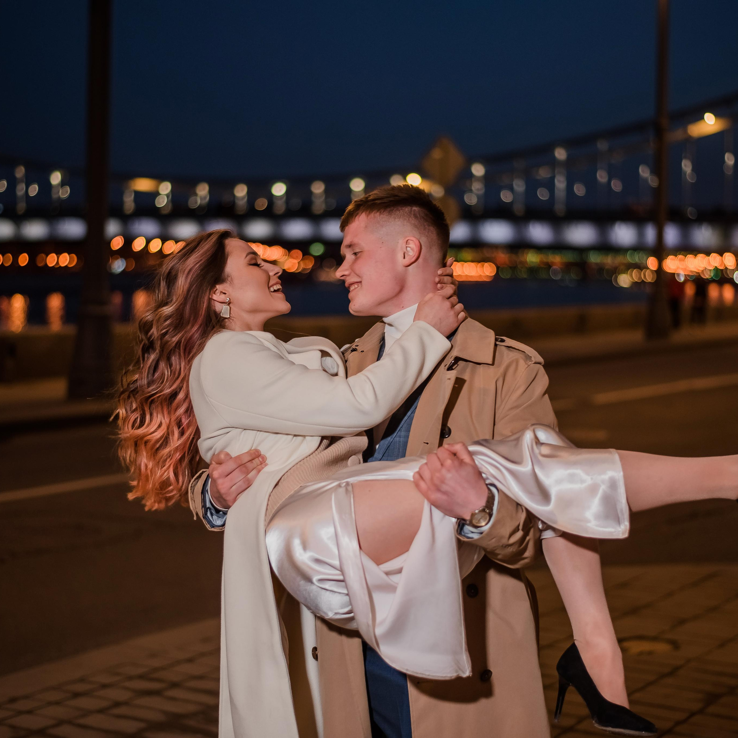 love-story в городе, пара в ночном городе, ночная фотосессия