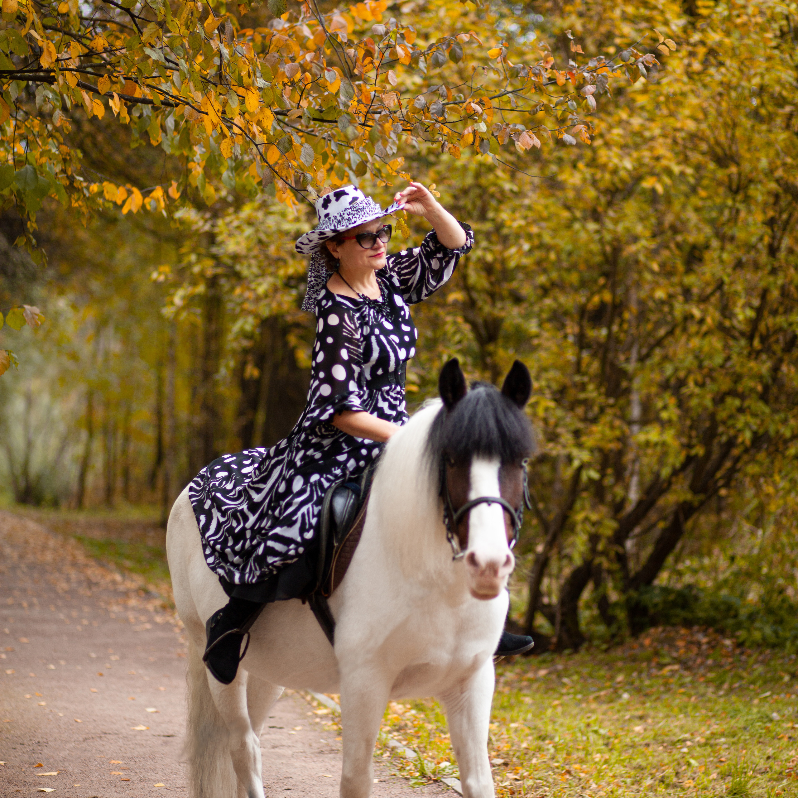 Фотопрогулка с лошадью