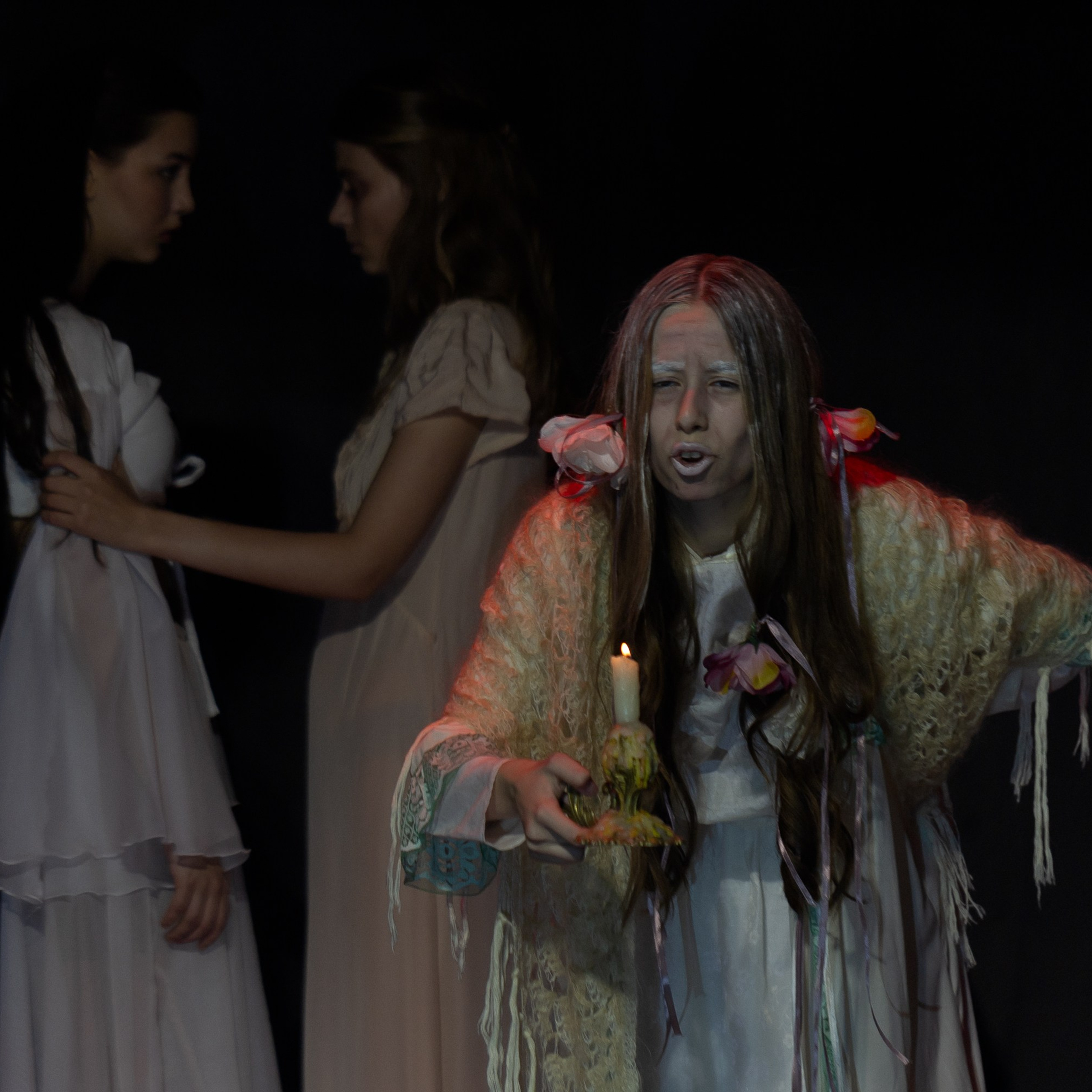 Театральная постановка ДОМ. Фотография, которая говорит о тебе