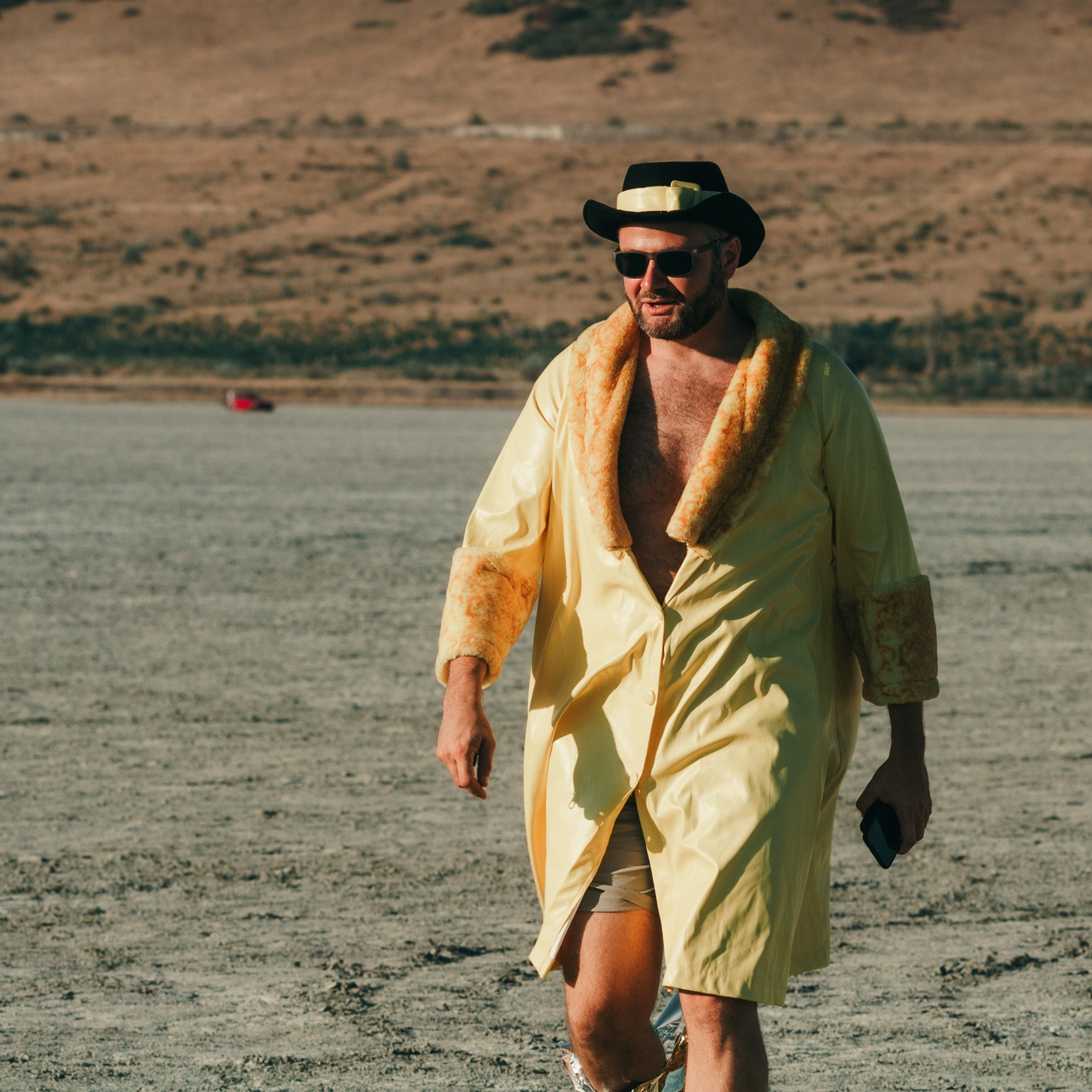 Слёт творческих 2025 в стиле BurningMan. Фотограф твоей души, снимаю в Крыму и не только