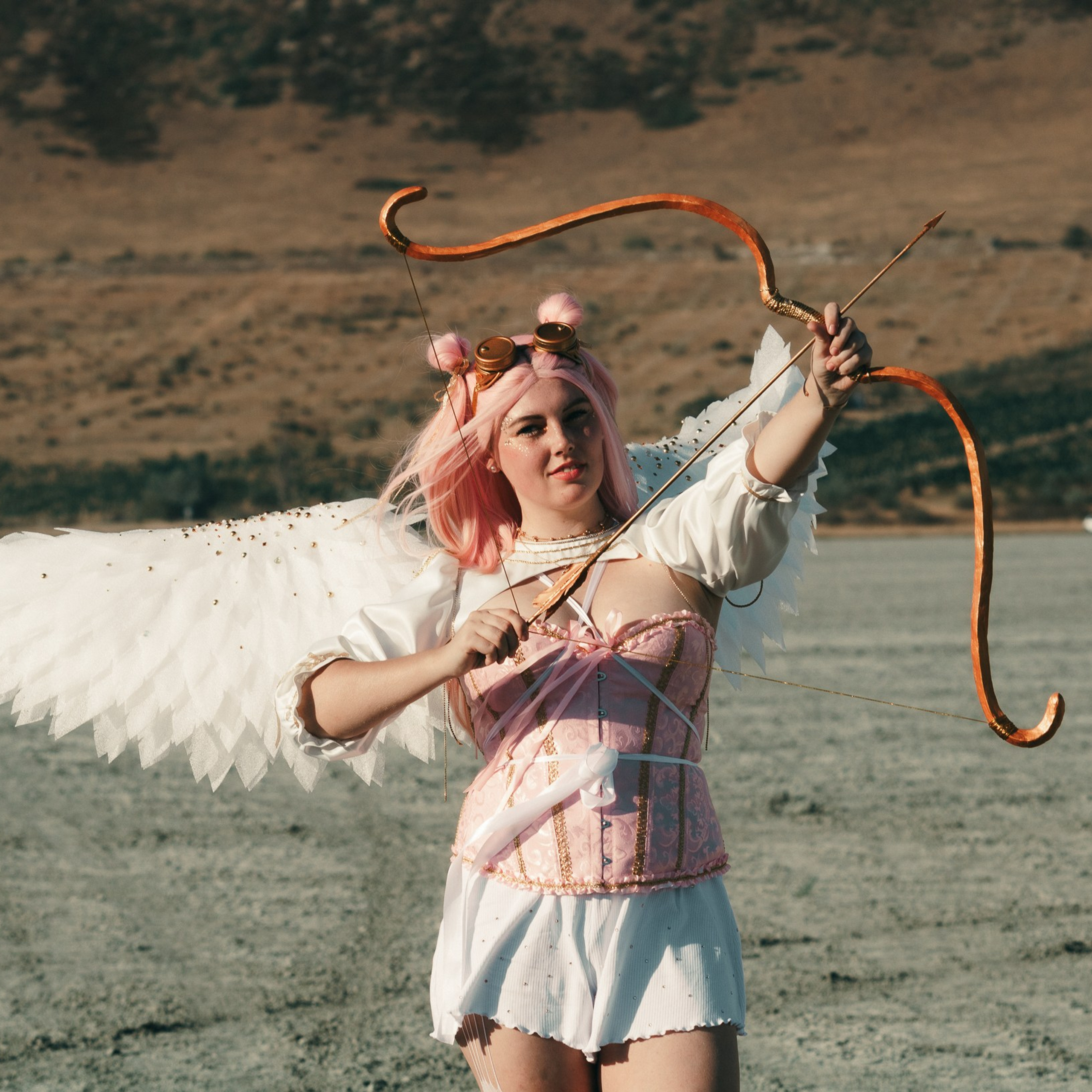 Слёт творческих 2025 в стиле BurningMan. Фотограф твоей души, снимаю в Крыму и не только