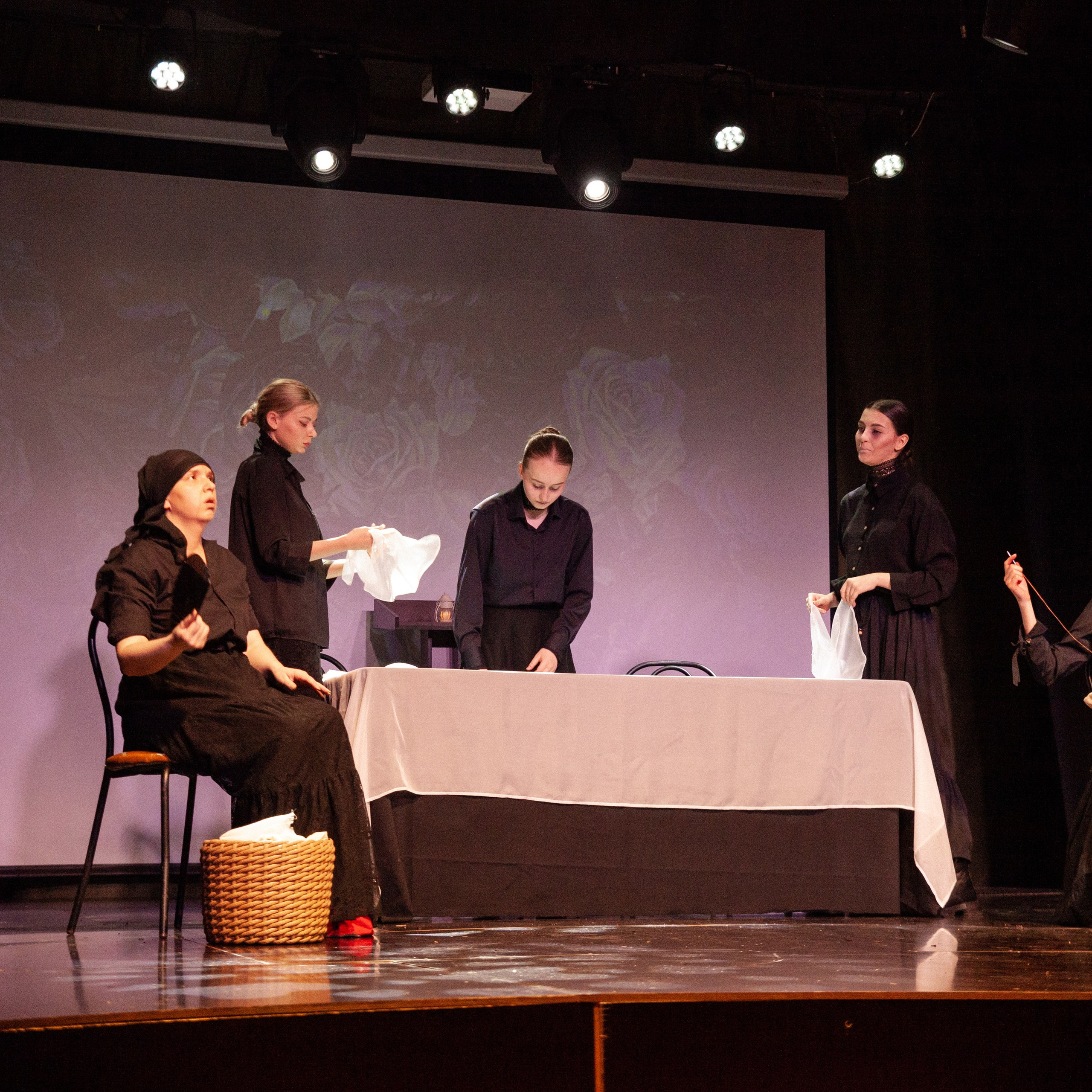 Театральная постановка «ДОМ» impuls 24. Фотограф твоей души, снимаю в Крыму и не только