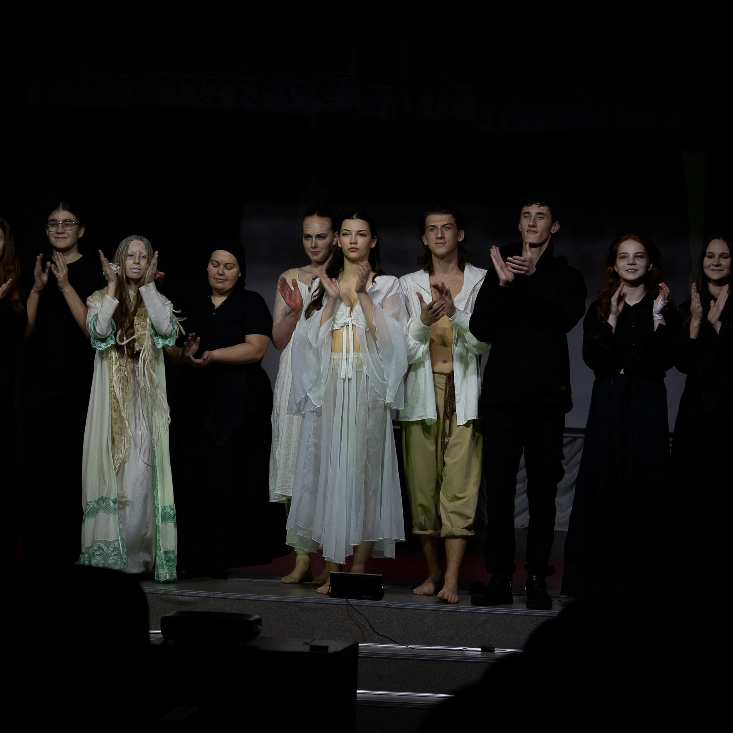 Театральная постановка ДОМ. Фотография, которая говорит о тебе