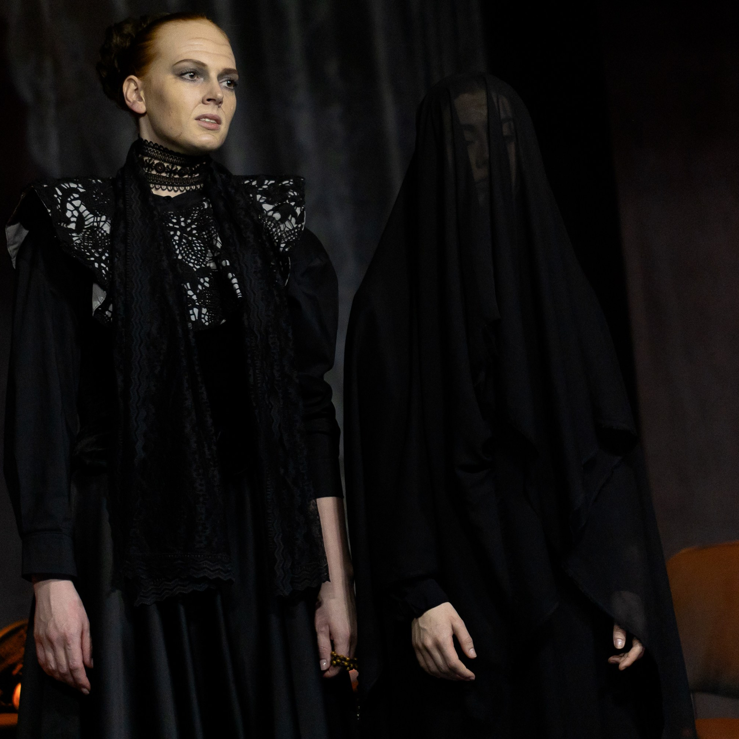 Театральная постановка ДОМ. Фотография, которая говорит о тебе