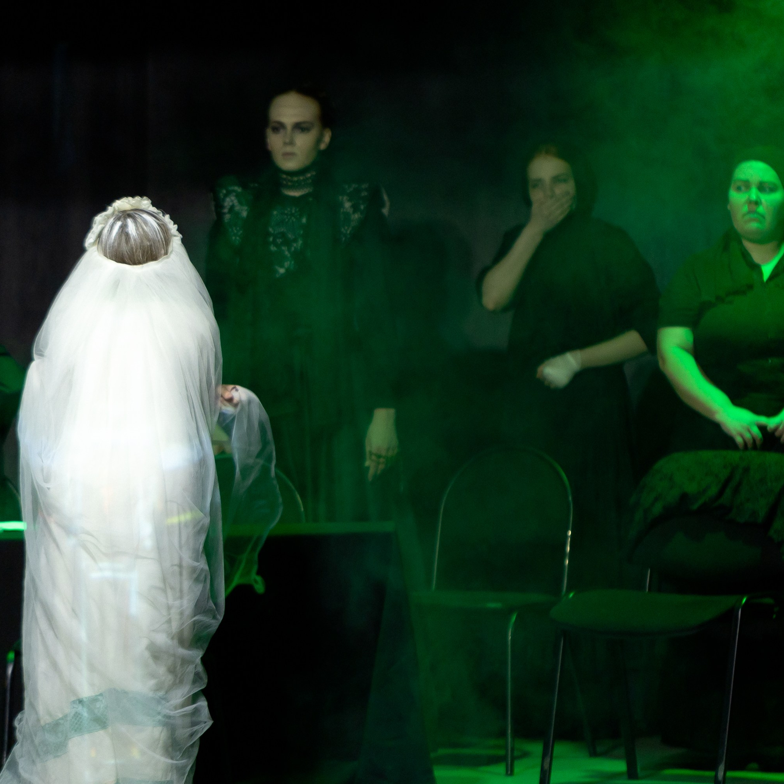 театральная постановка ДОМ