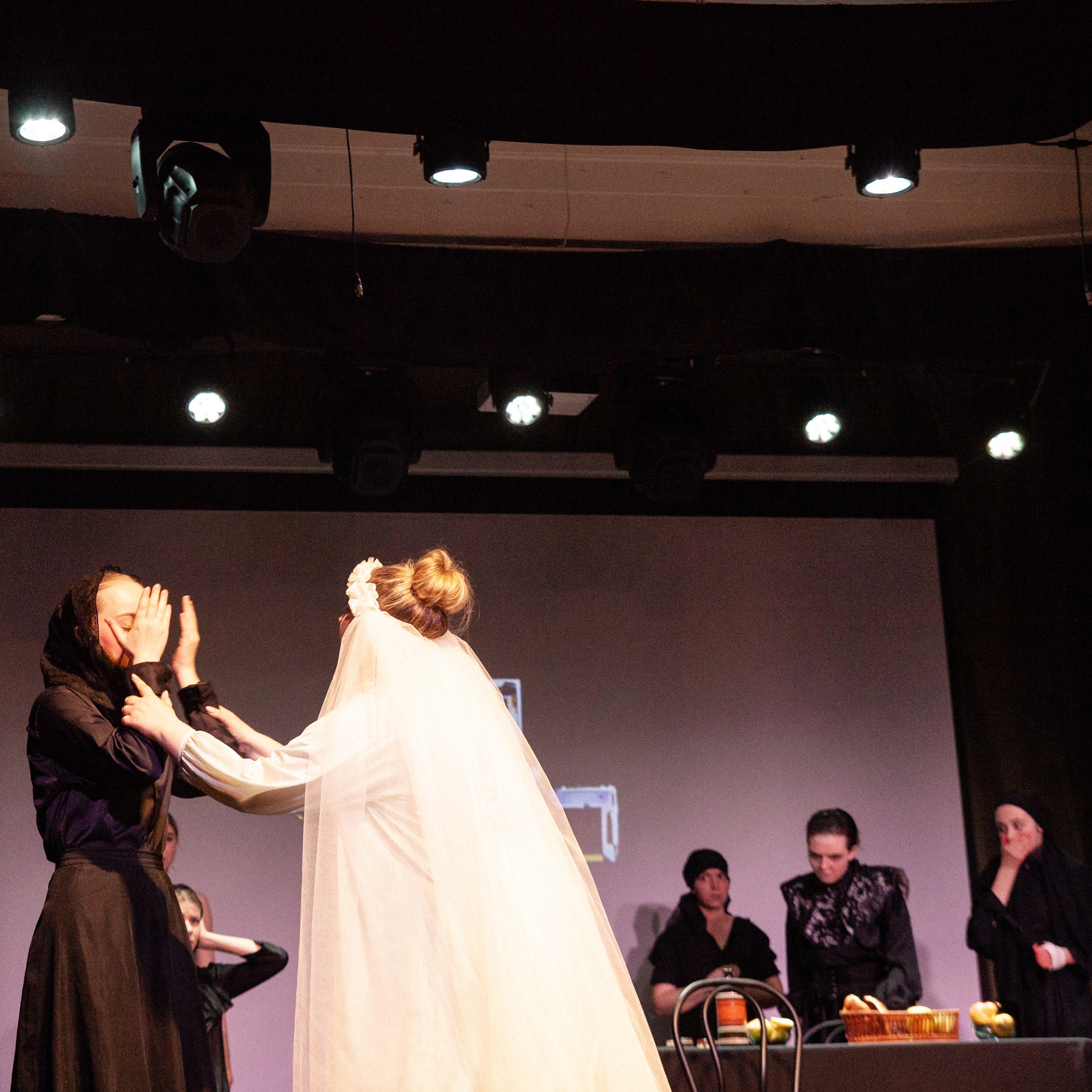 Театральная постановка «ДОМ» impuls 24. Фотограф твоей души, снимаю в Крыму и не только