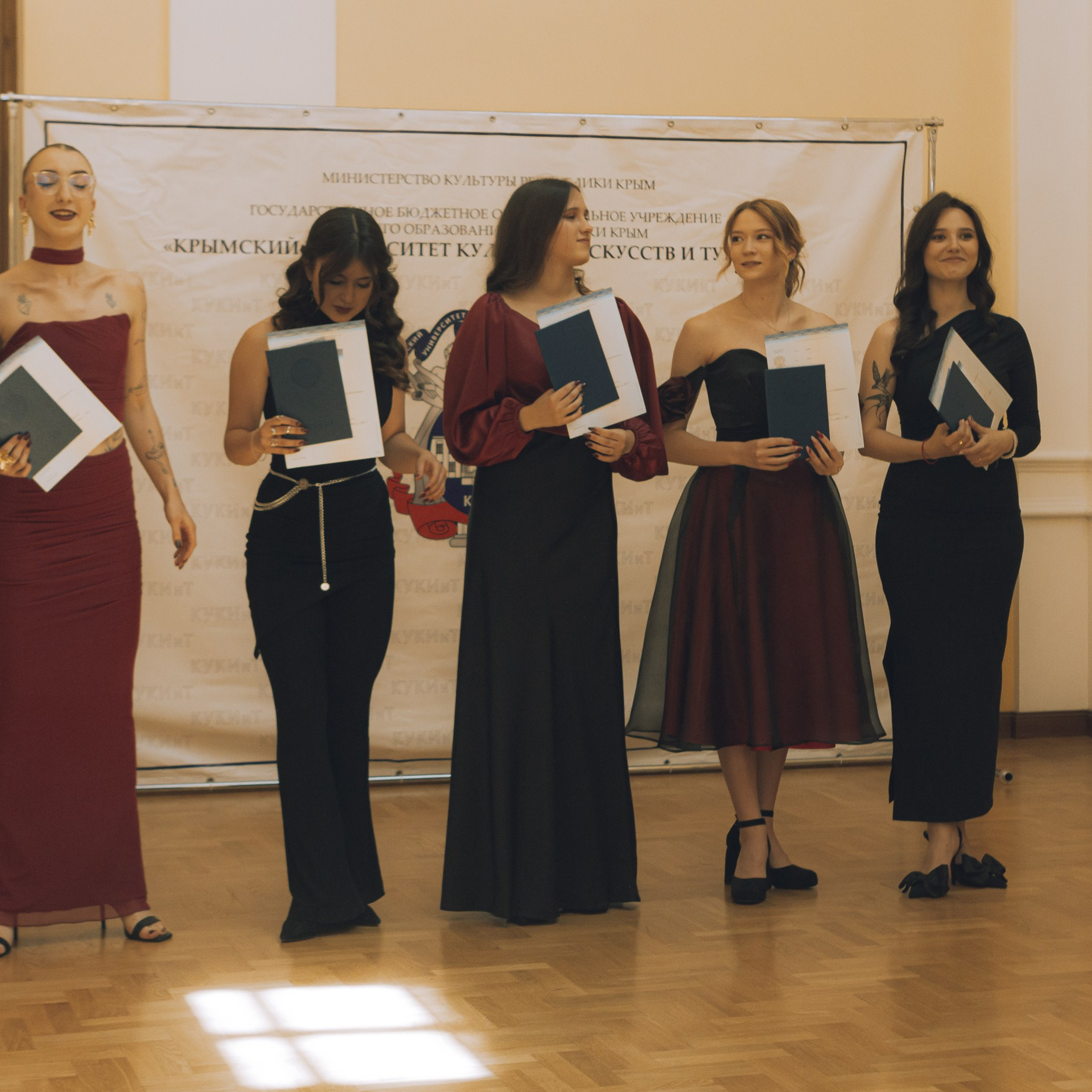 Выпускной КУКИиТ 25. Фотография, которая говорит о тебе