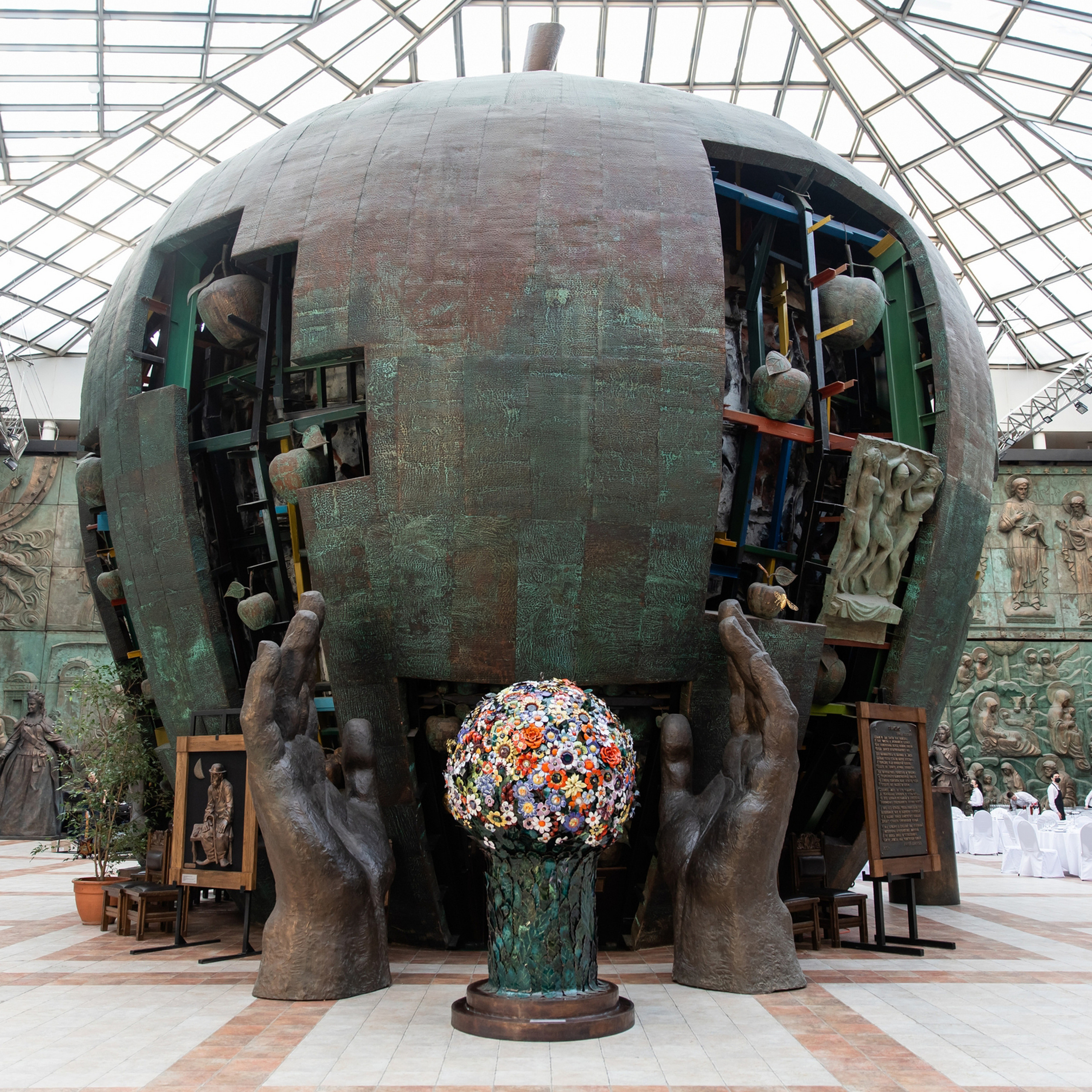 Юбилей 50 лет (Галерея искусств Зураба Церетели)