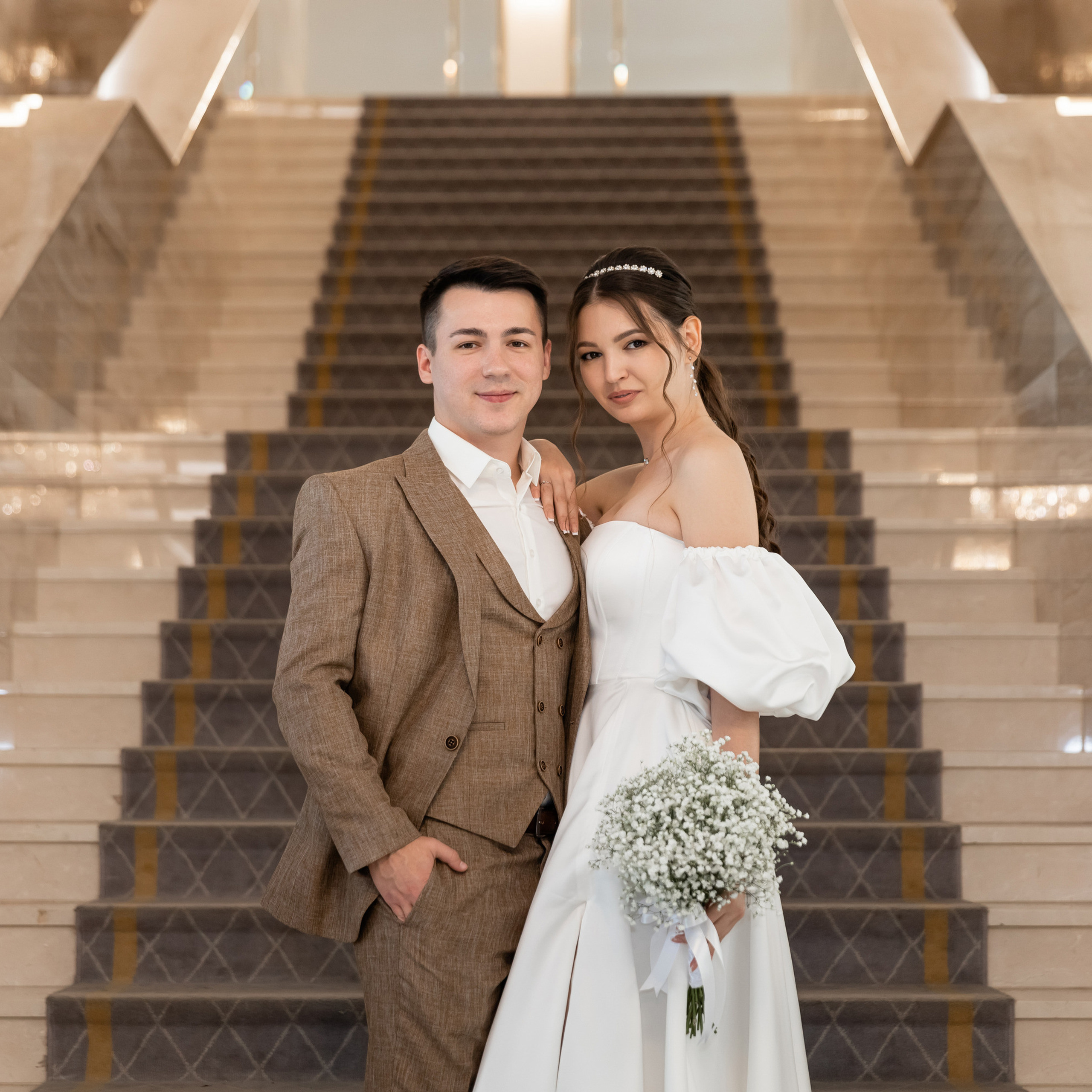 Рафаэль и Виктория