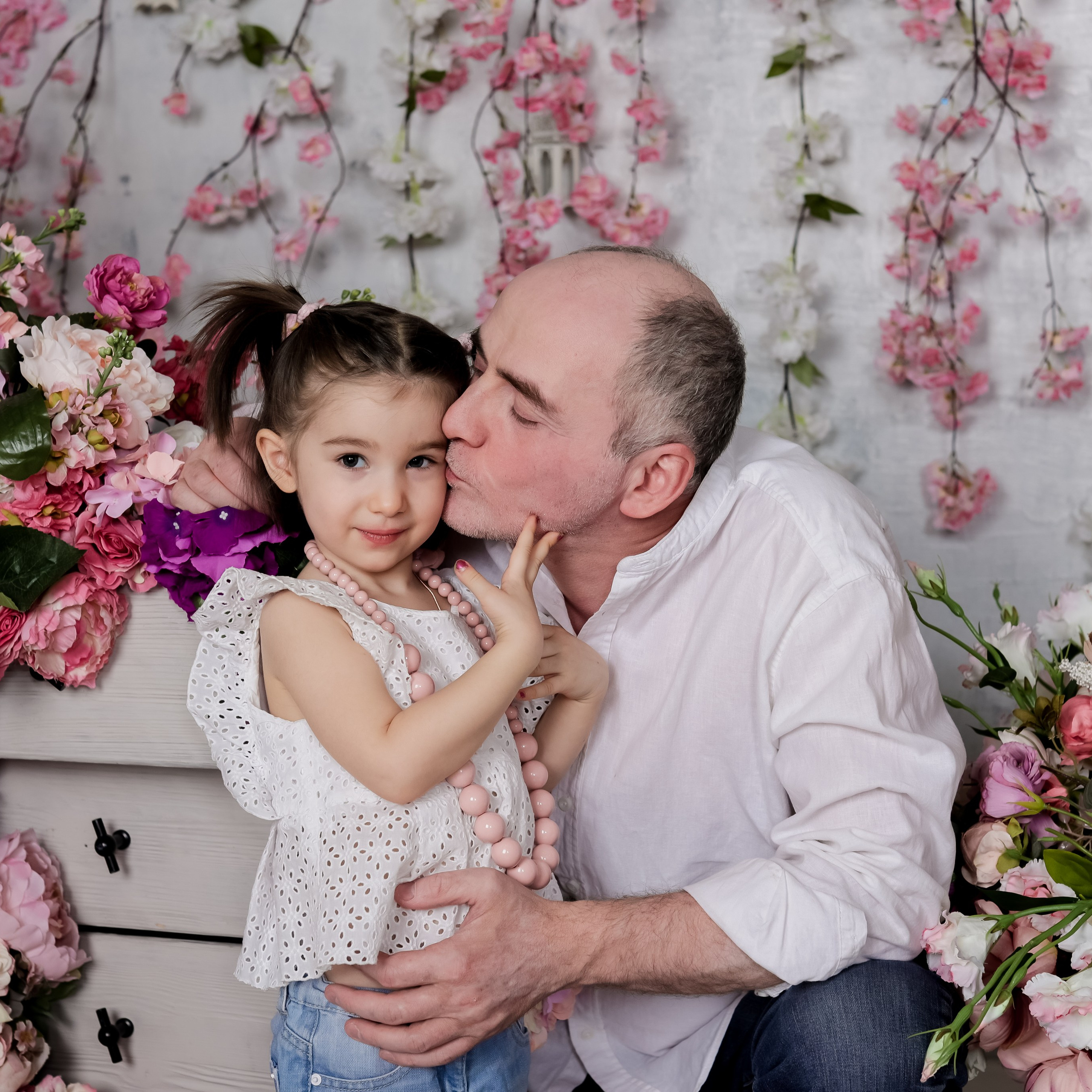 Тея и её семья. Забота и нежность девиз этой семьи. Семейный и детский фотограф Москва Елена Екимова 8926-895-38-86