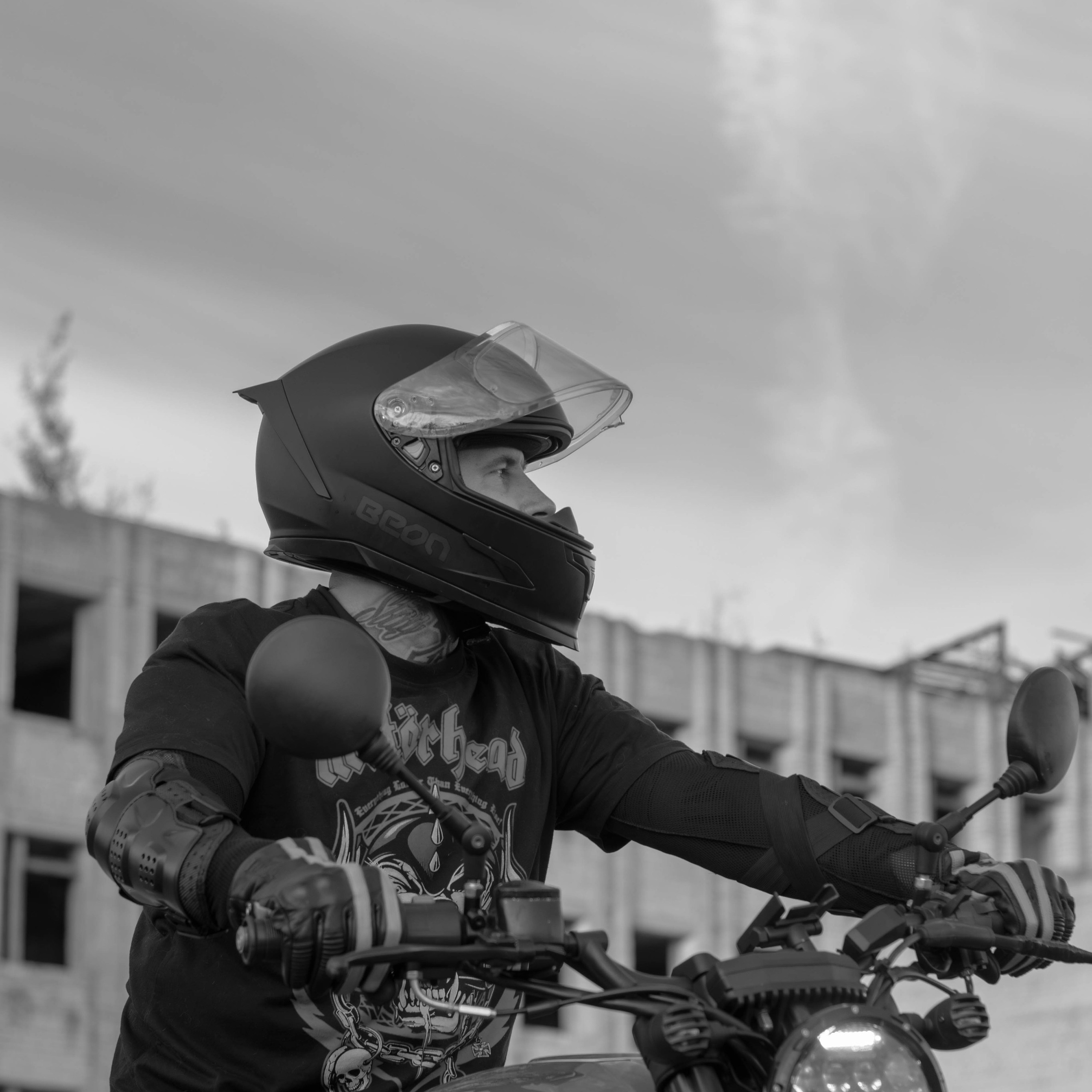 Уличные съёмки. Фотограф (графический дизайнер) Полонская Юлия