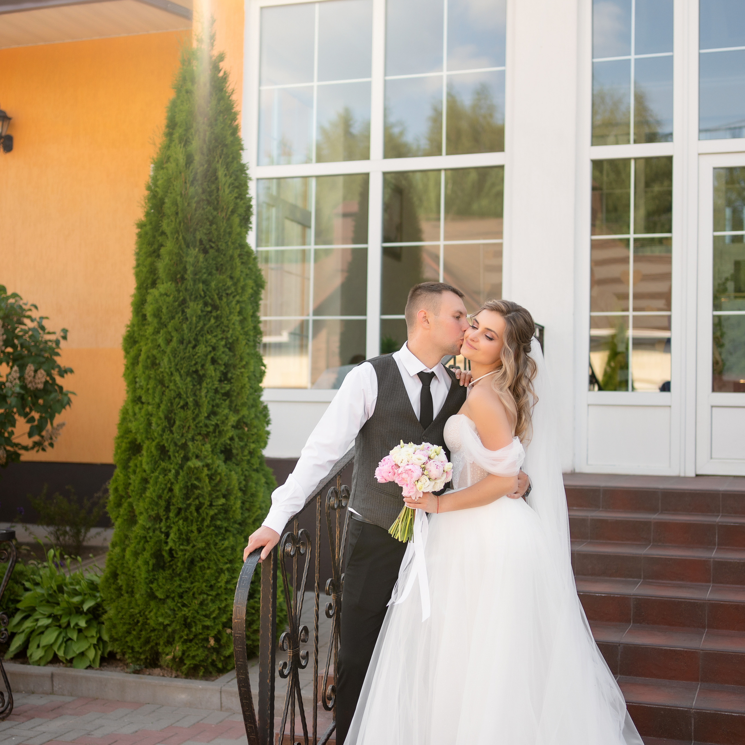 Константин и Анастасия