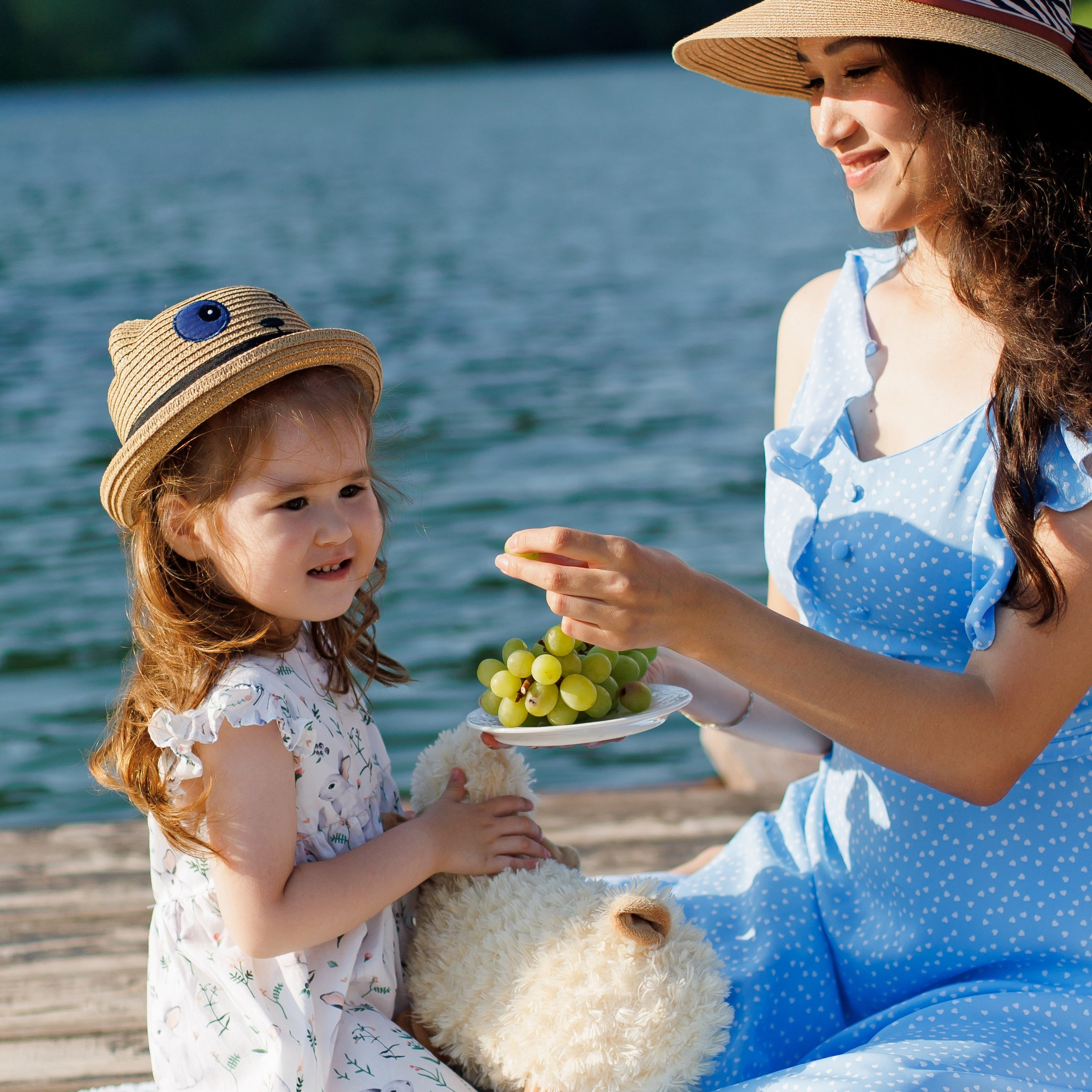 Мама и дочь