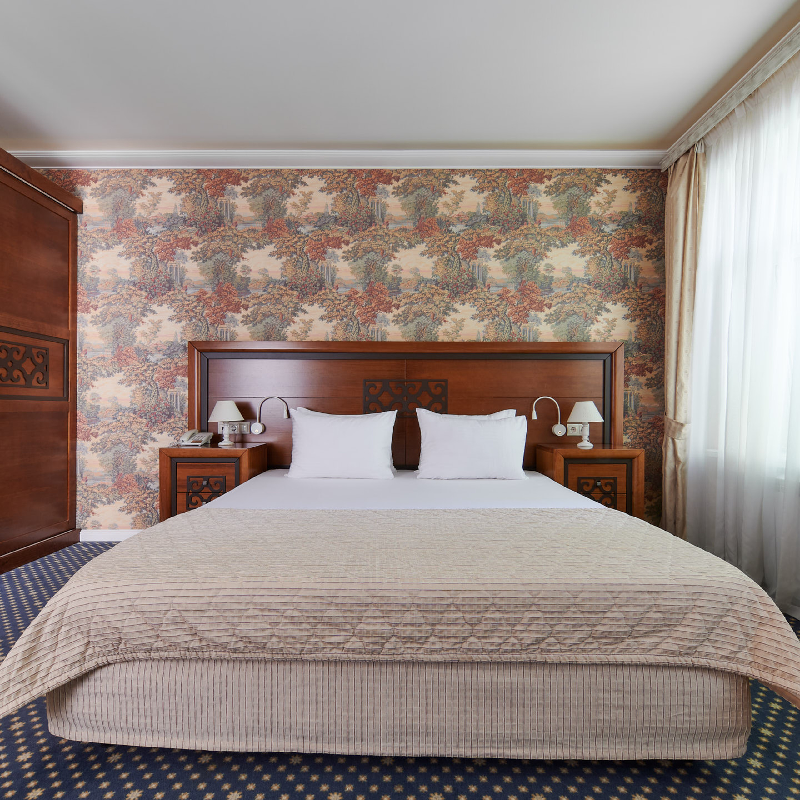 Отель Blus. Интерьерная съемка в Москве и России