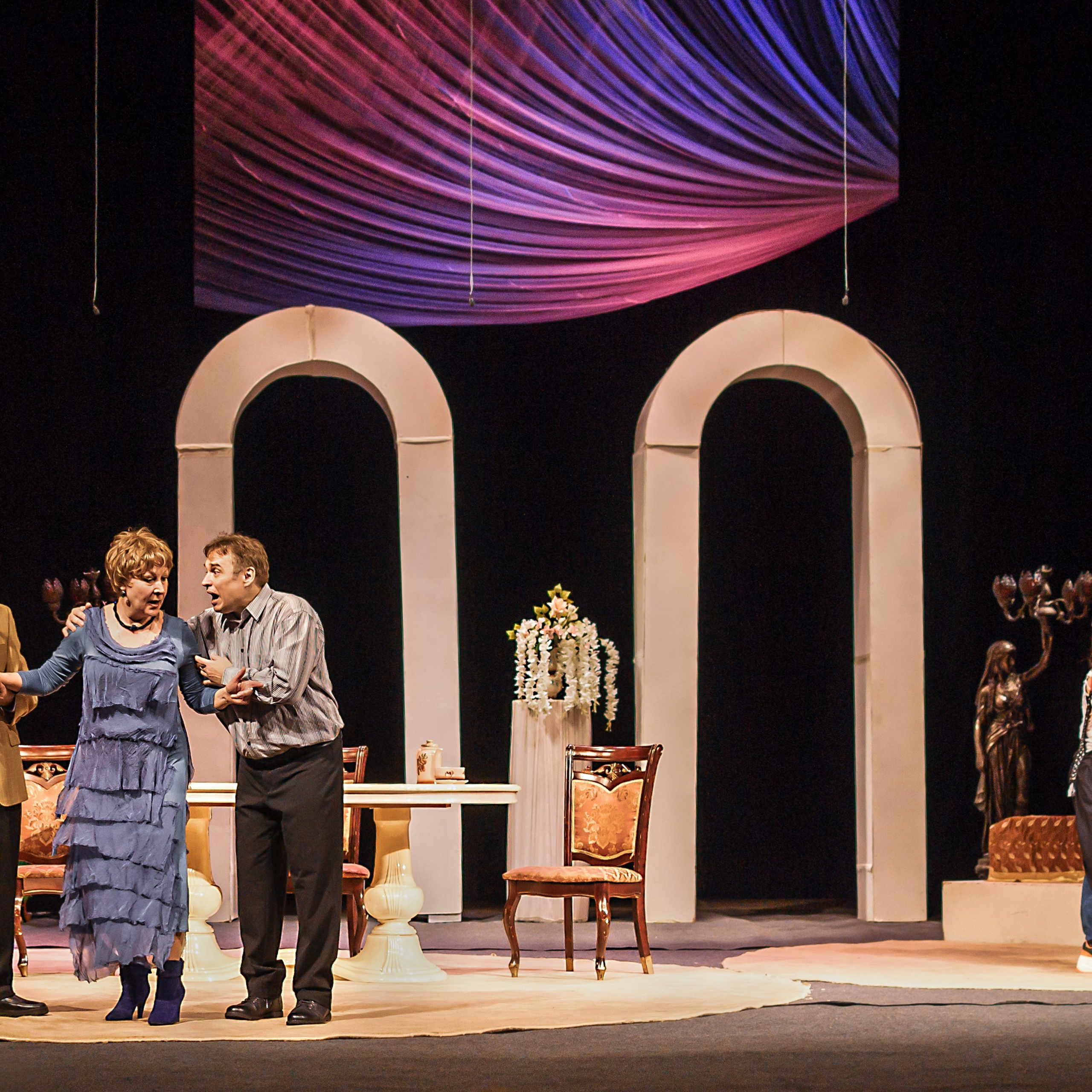 Знойные мамочки. Съемка спектакля театральной студии Контакт.