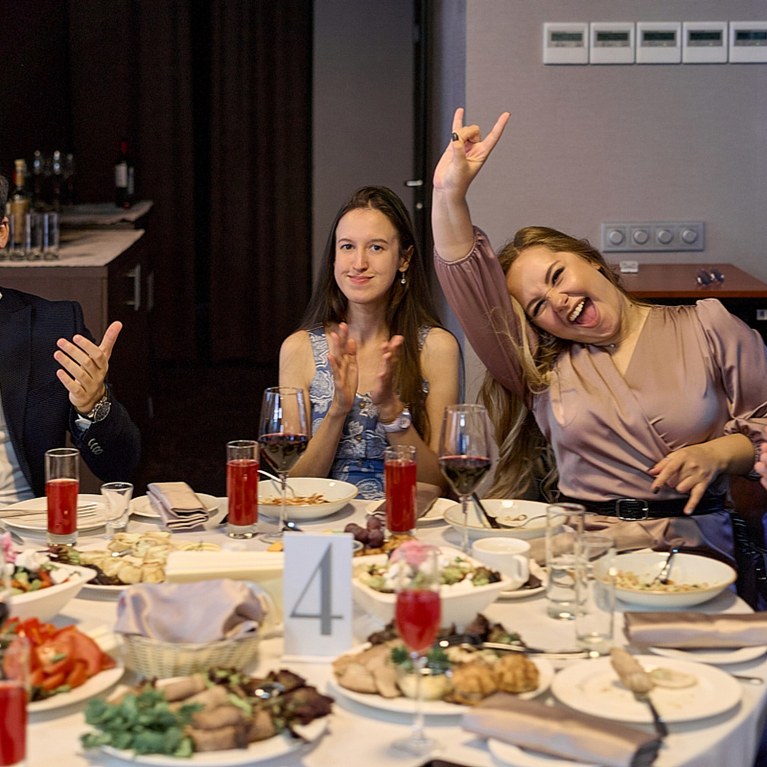 Александр и Анна. Профессиональный фотограф в Екатеринбурге Константин Зарипов