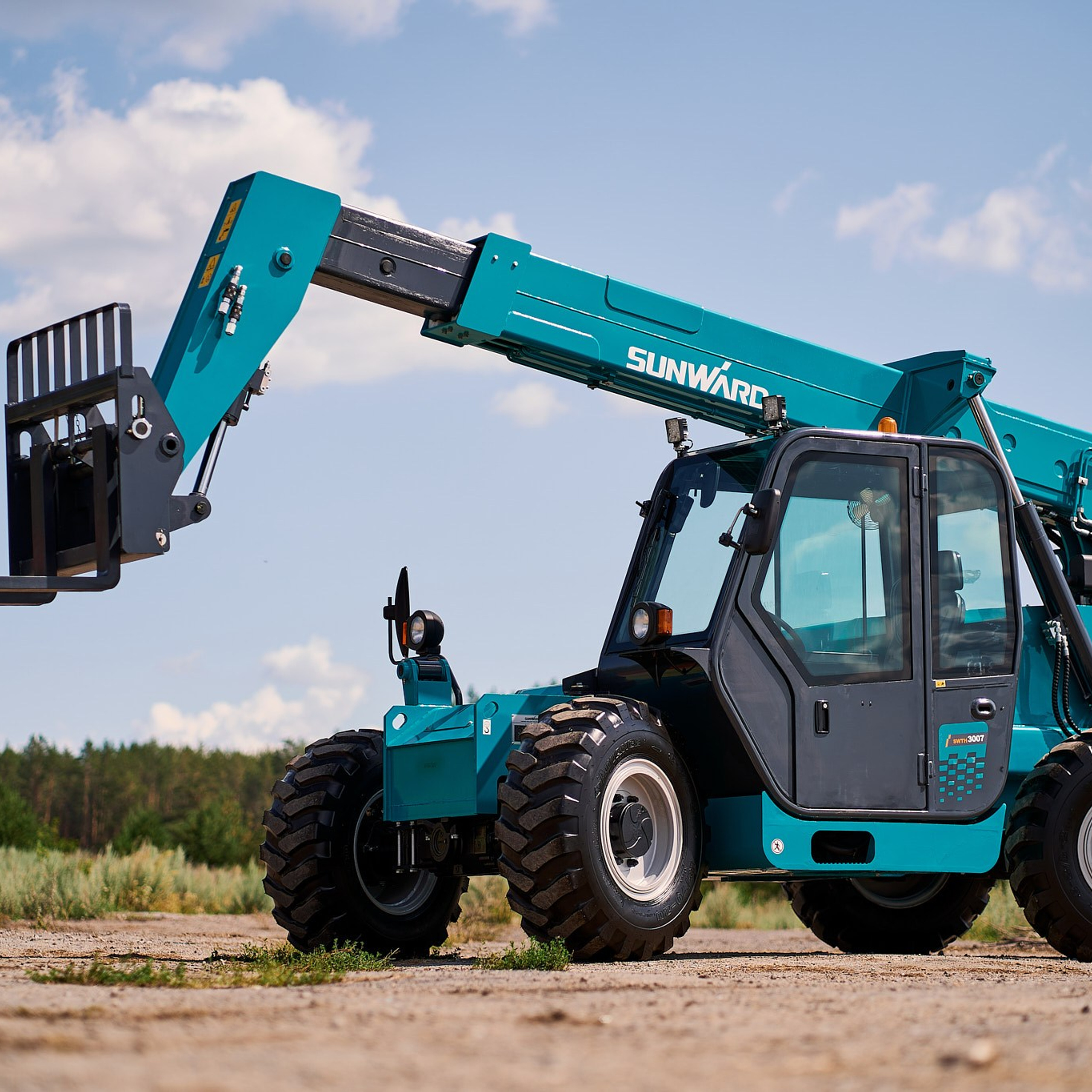 Спецтехника SUNWARD (для каталога). Профессиональный фотограф в Екатеринбурге Константин Зарипов