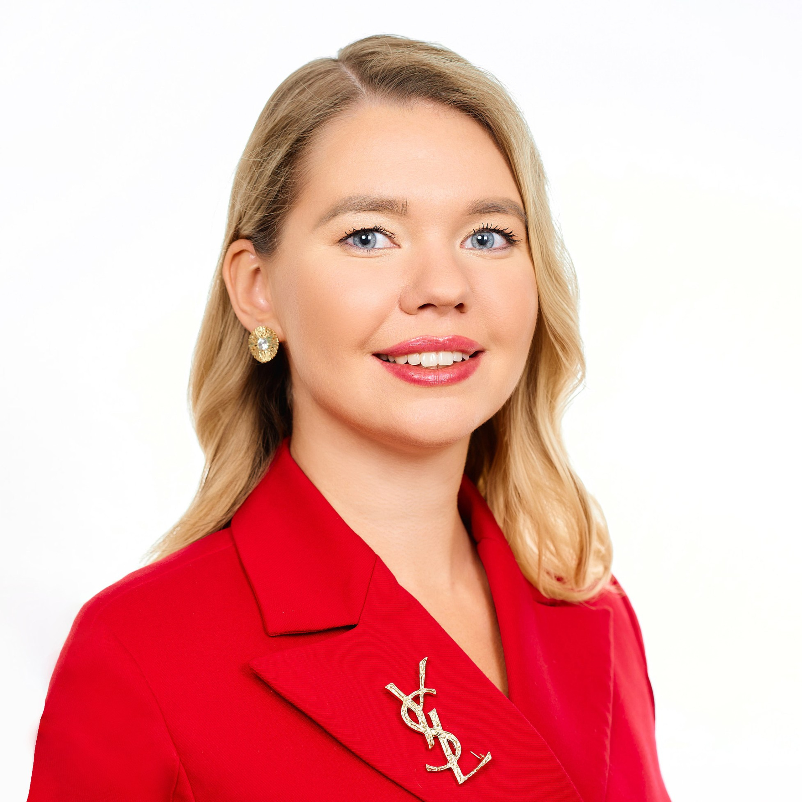 Агентство недвижимости ЭТАЖИ (Сотрудники на белом фоне)