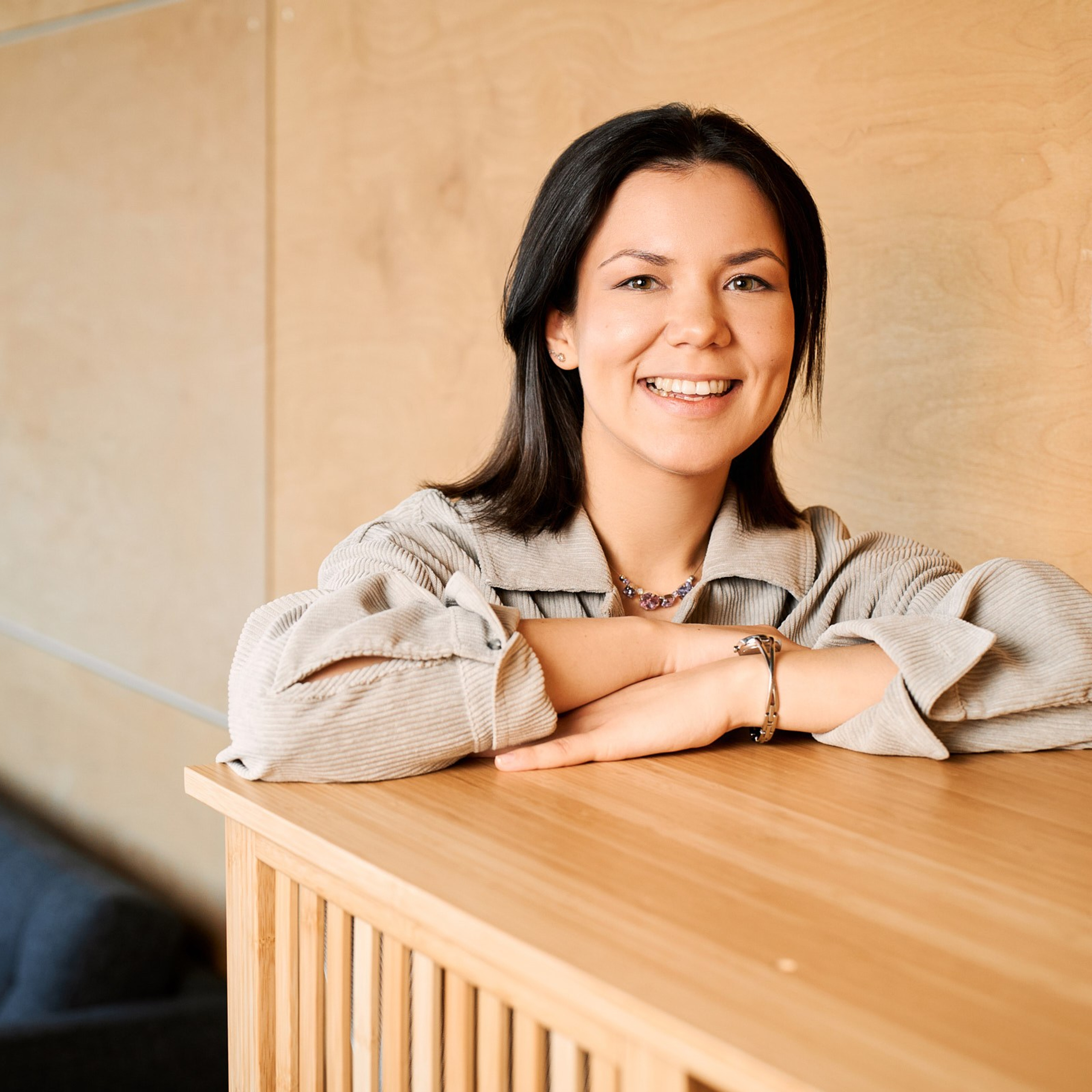 СКБ-контур (портреты в интерьерах офиса и на белом фоне). Профессиональный фотограф в Екатеринбурге Константин Зарипов