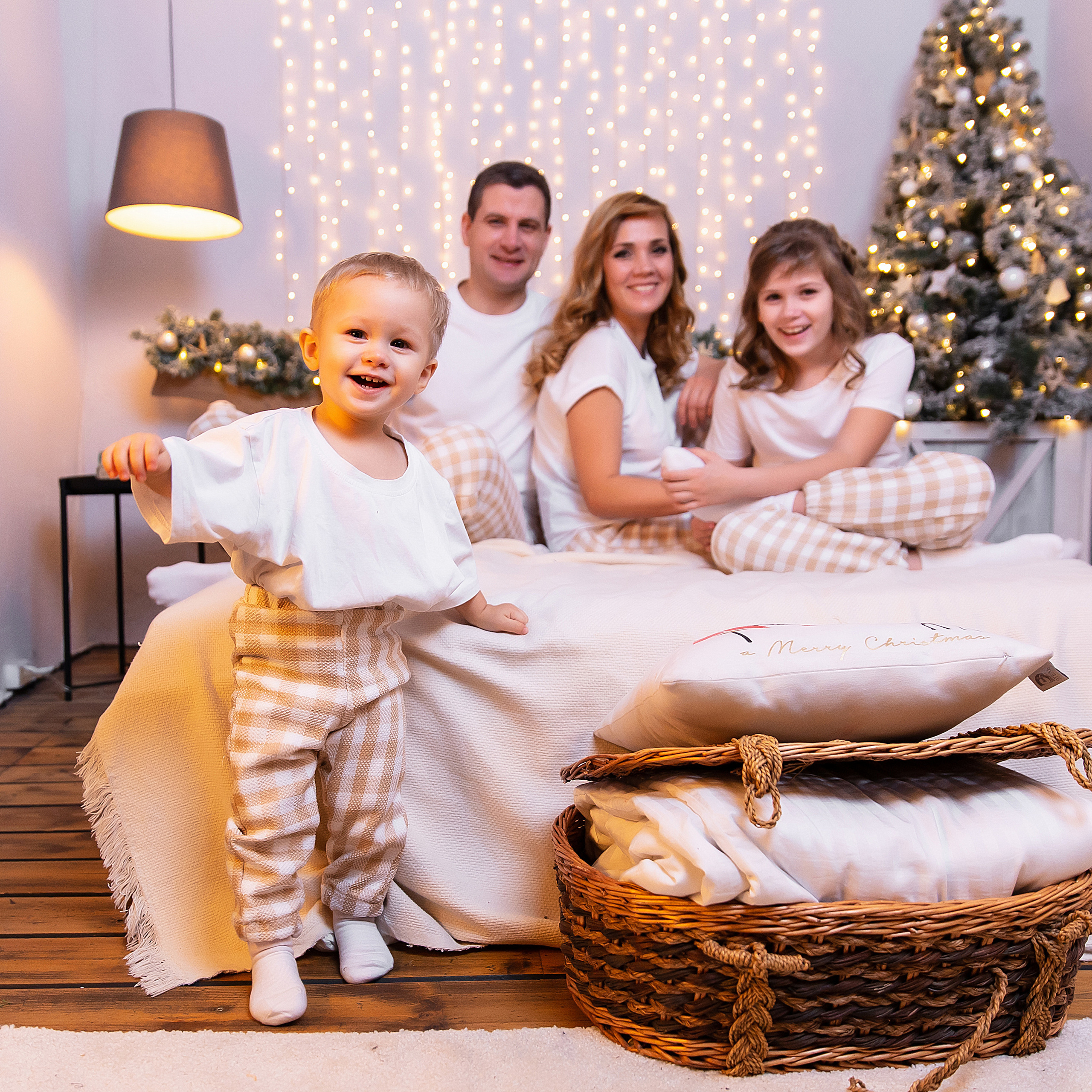 Новогодняя