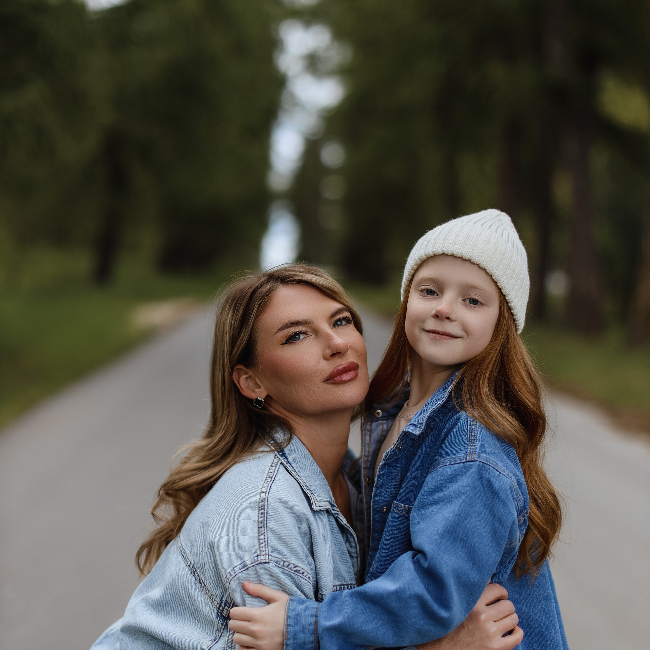 Оля и Злата