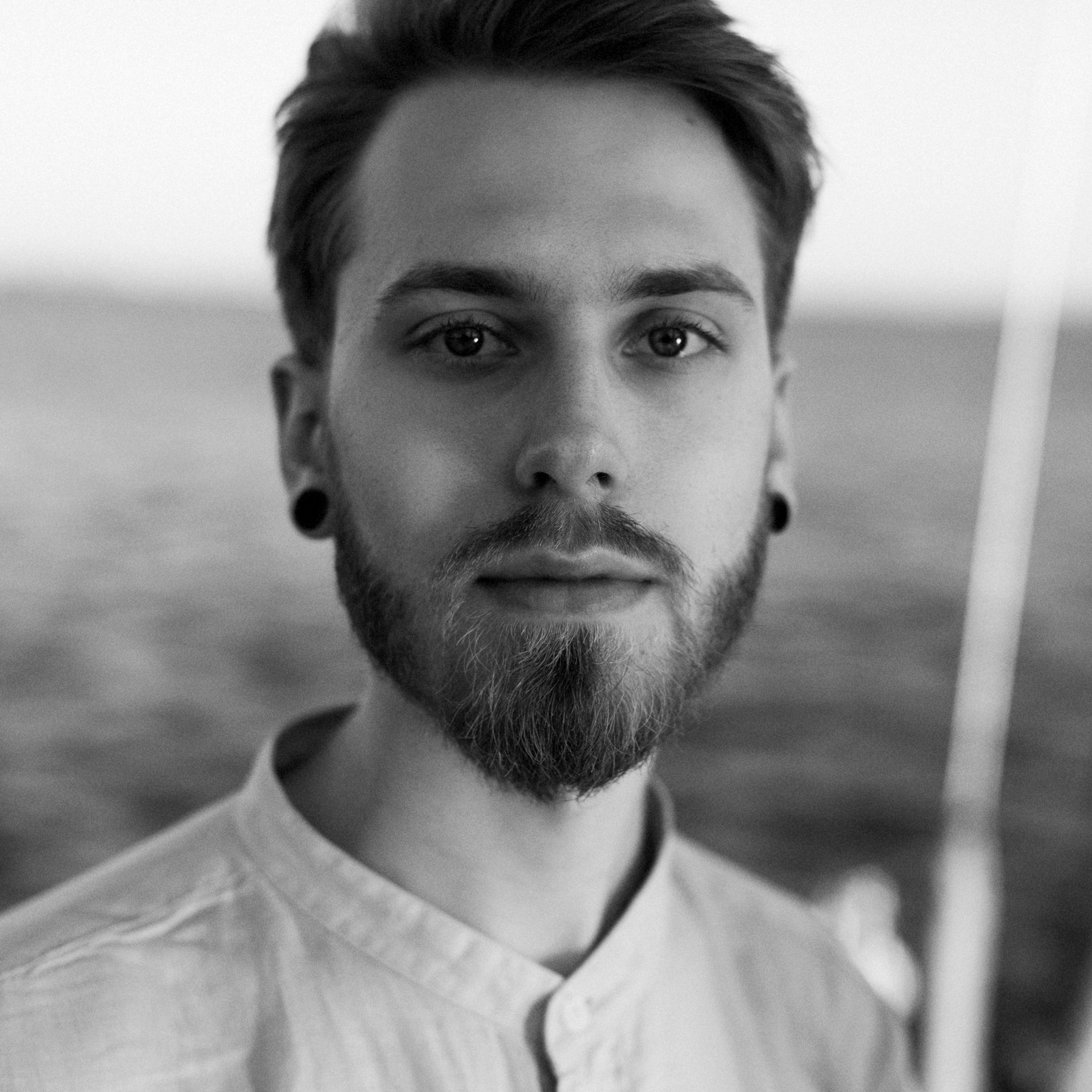 Отзывы о фотографе Матвее Кармакове. Портретный фотограф Белград Матвей Кармаков