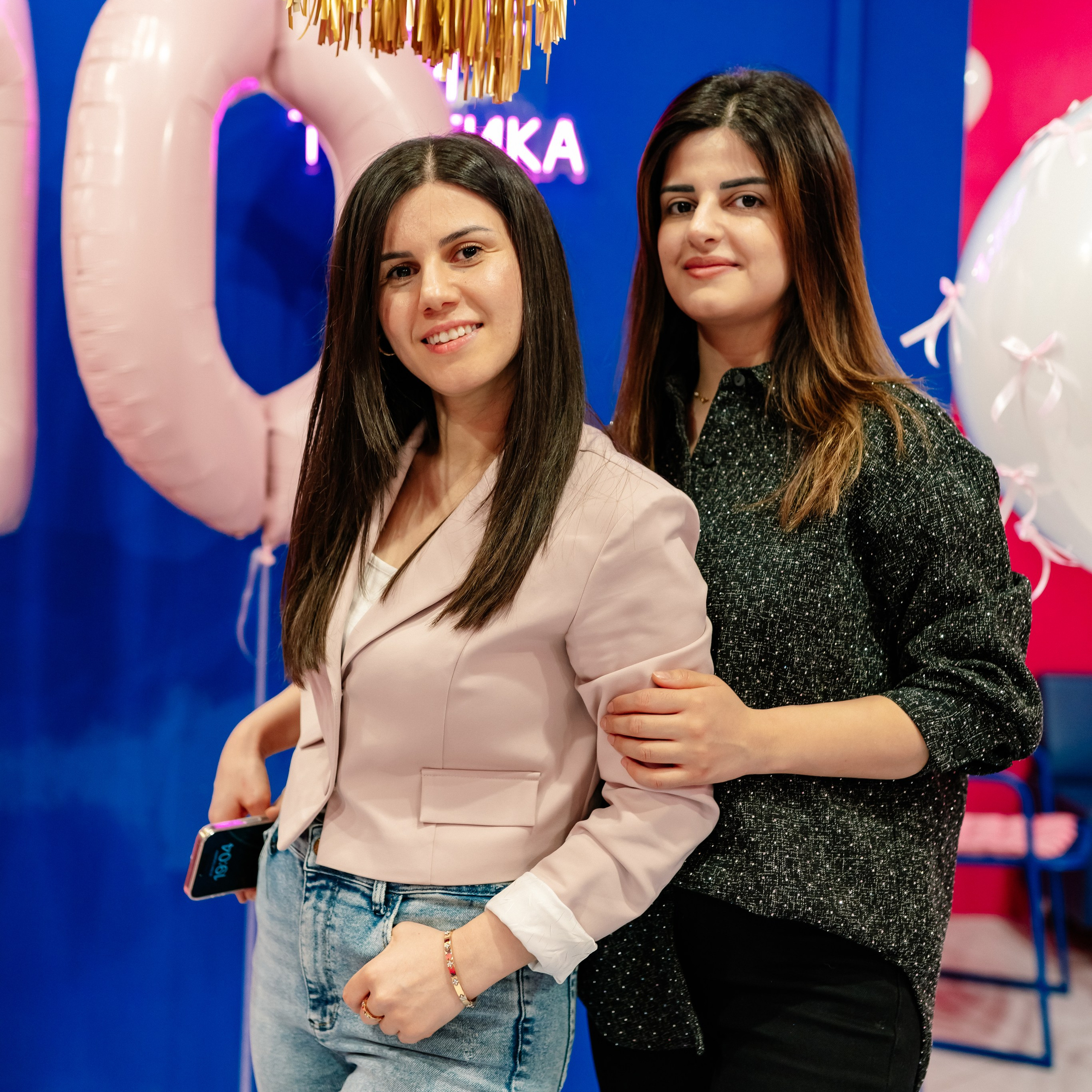 День Рождения Айсу