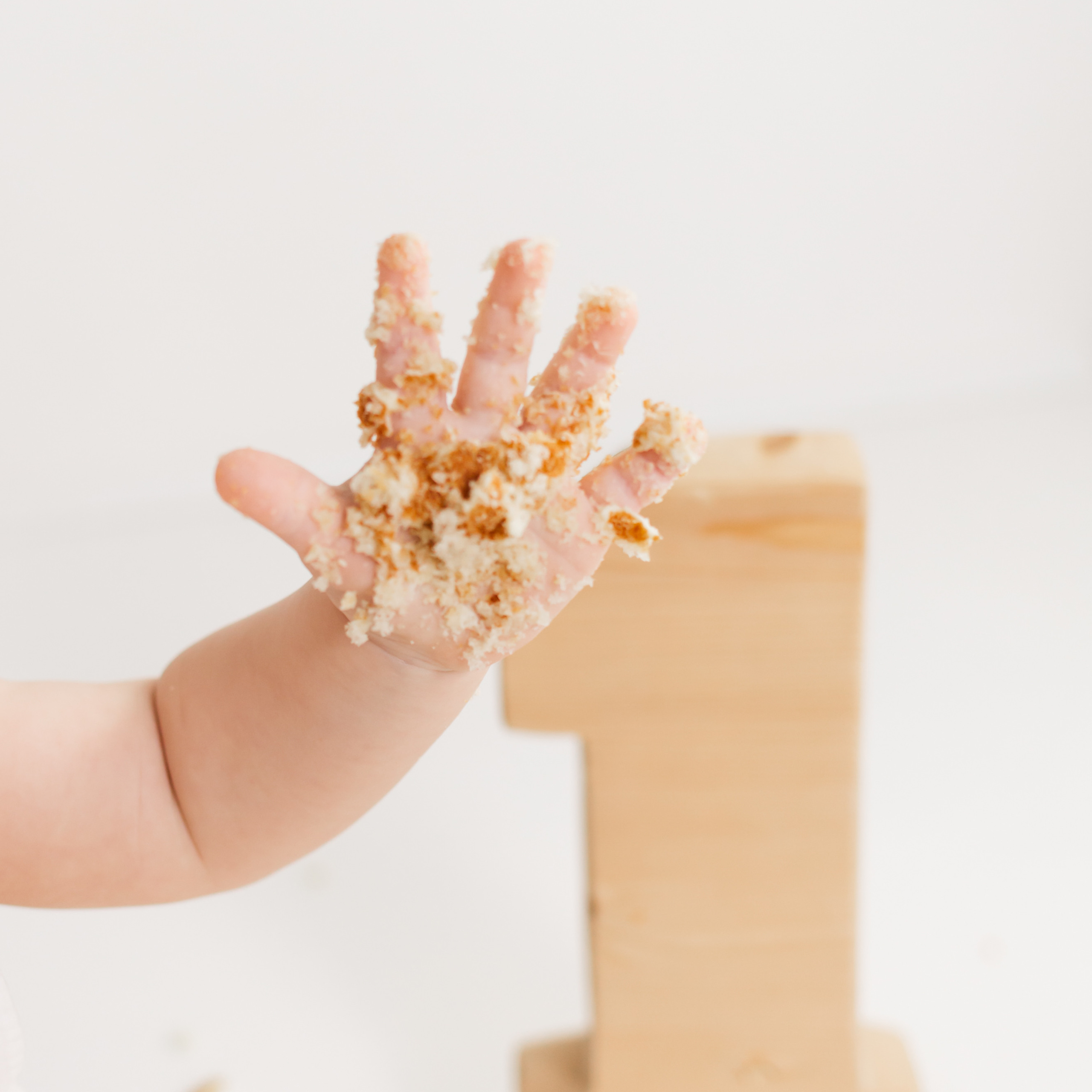 Артему 1 годик