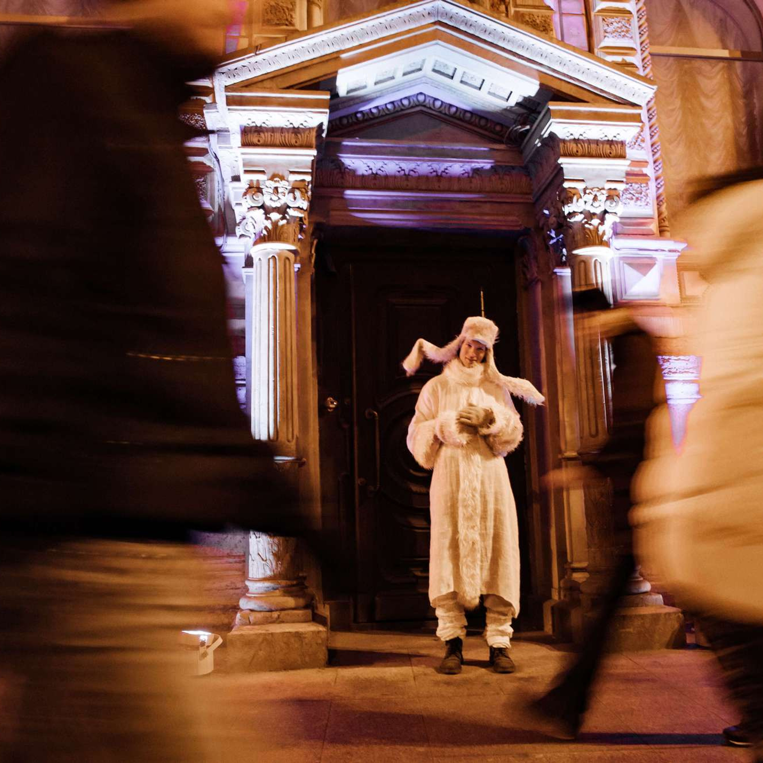 Много волшебства для двух сестричек