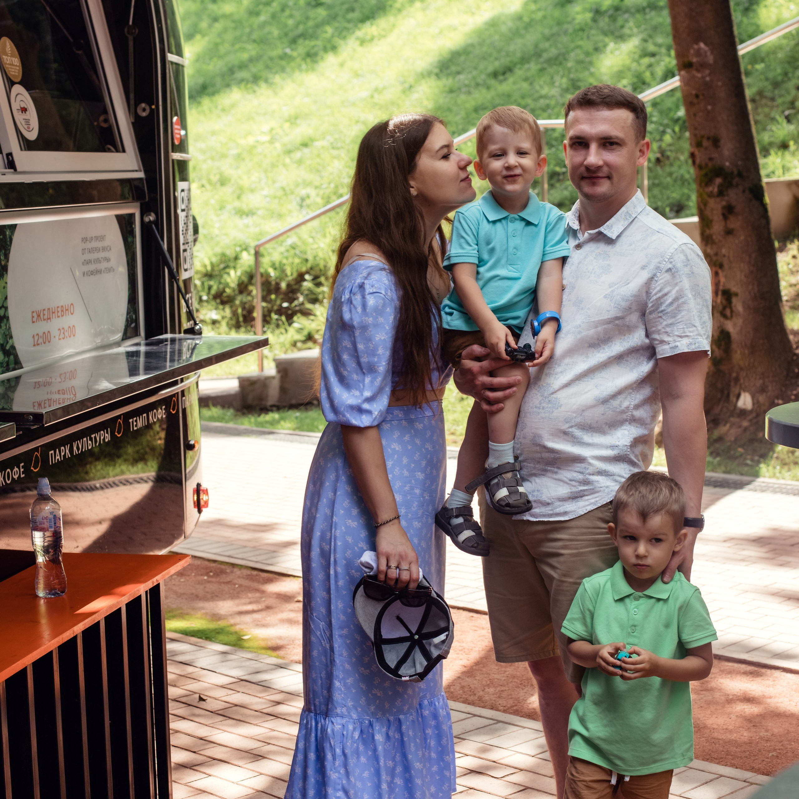 Ира с&nbsp;семьей