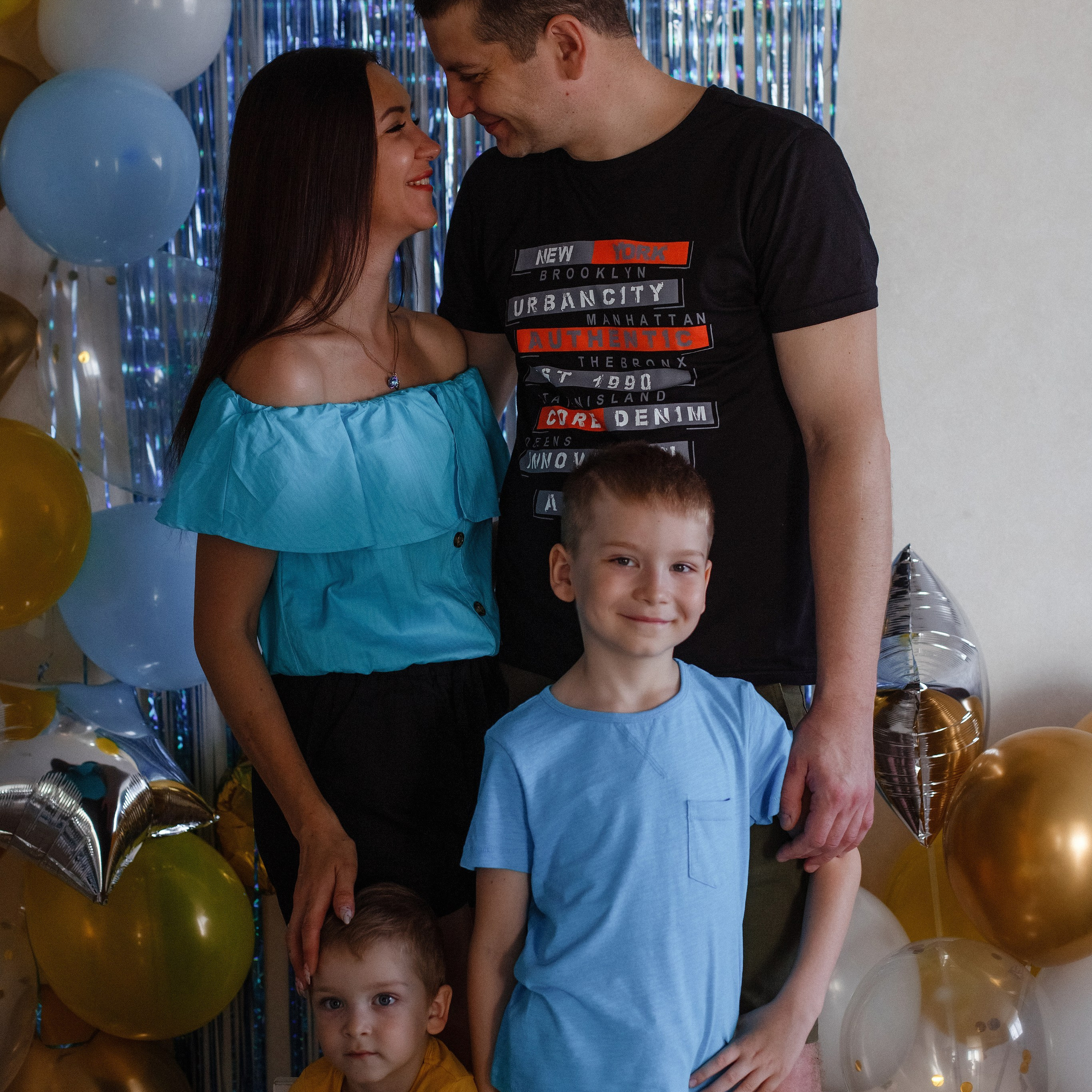 Богдану 7лет