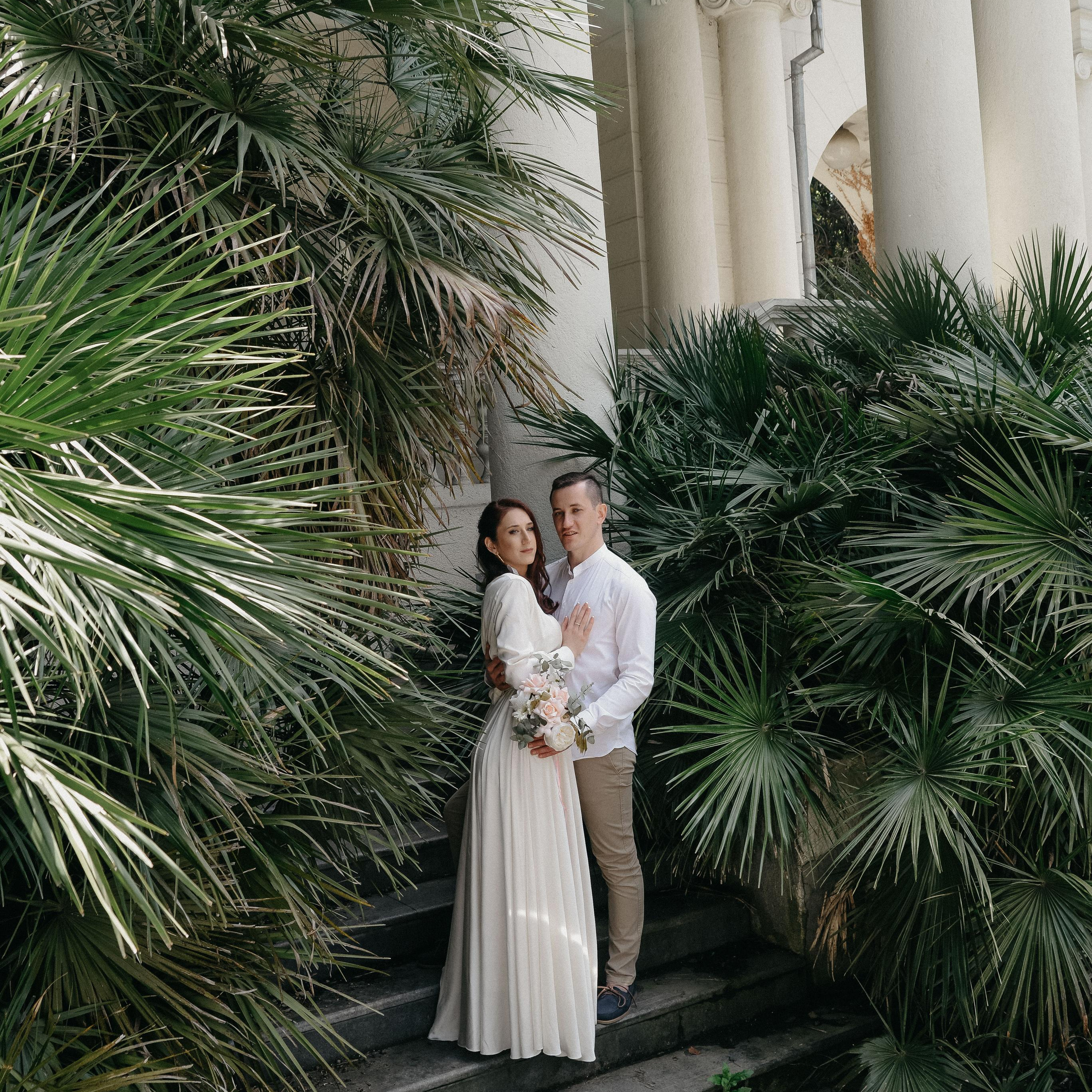 счастливые часов не наблюдают