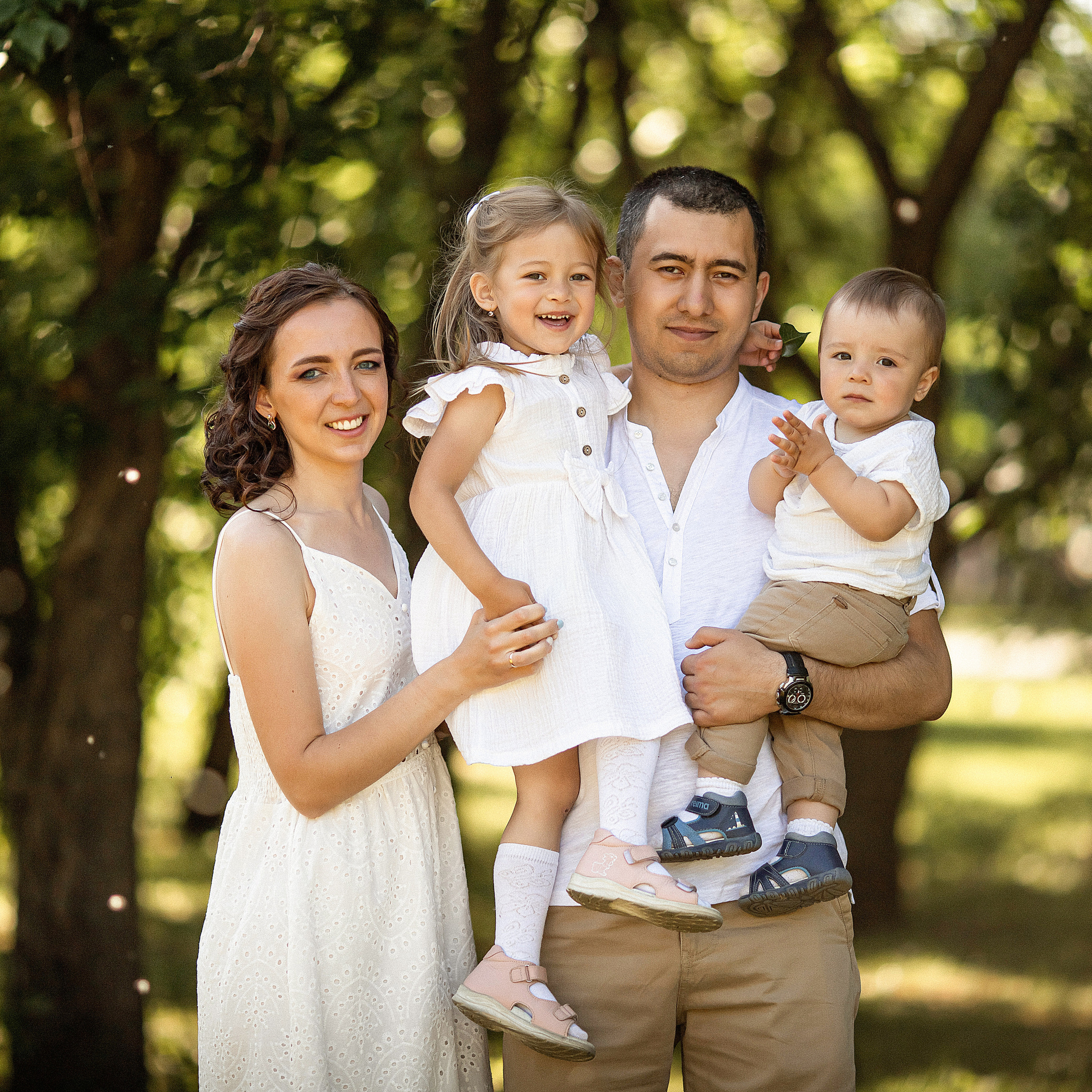 Фотосессия в летнем парке. Фотограф в Екатеринбурге Nadinn Toropova