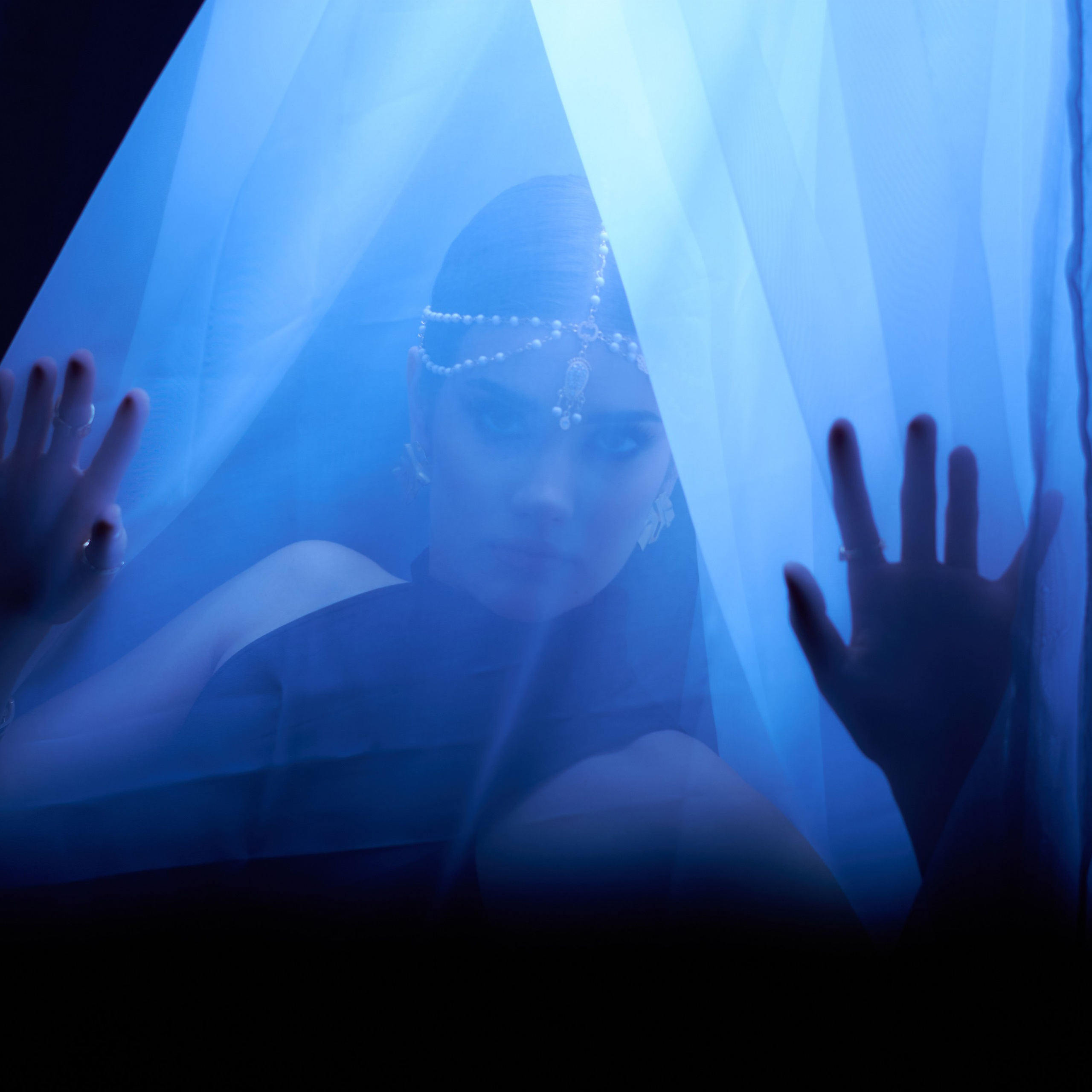 Художественная фотосессия в ткани в Санкт-Петербурге