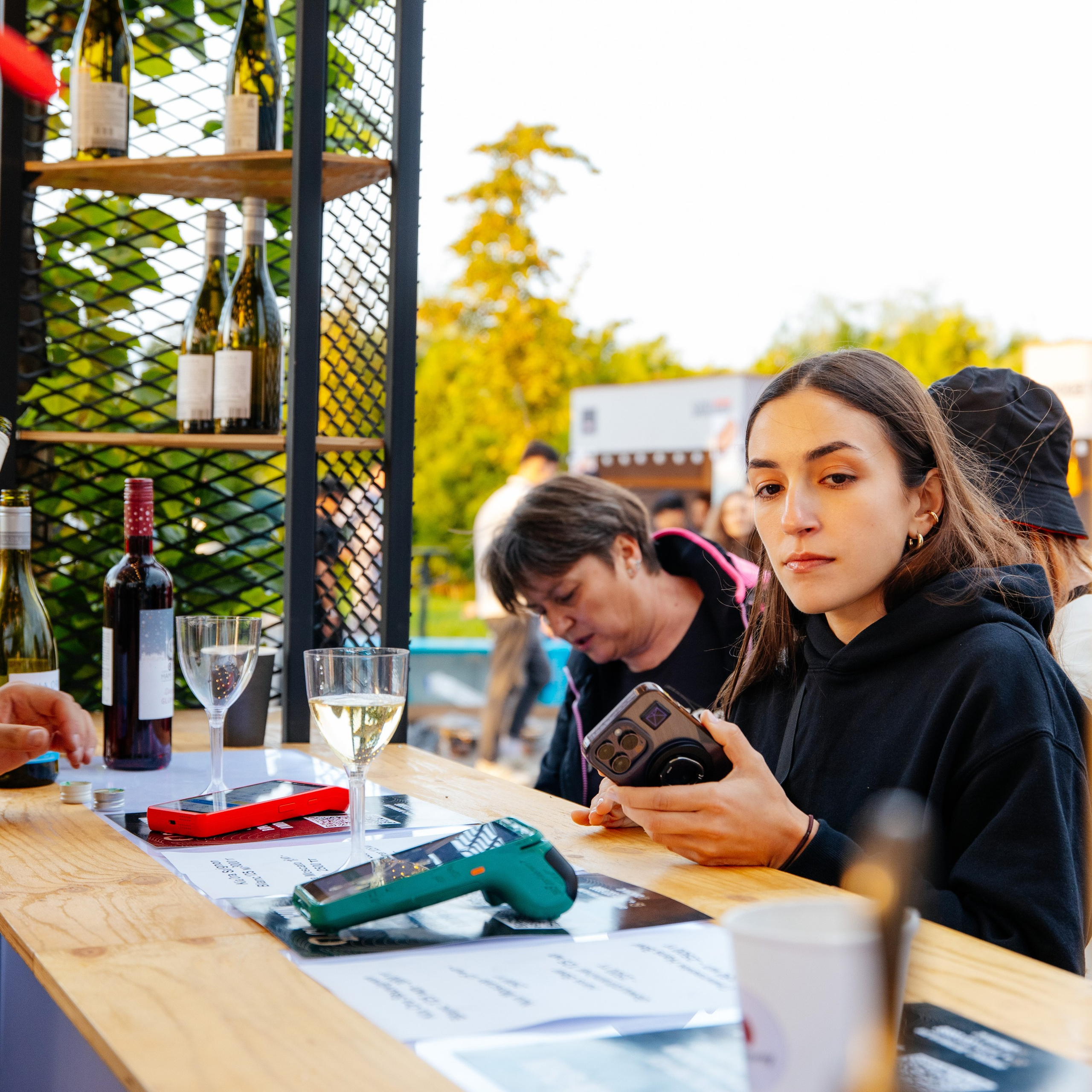 YANDEX PARK. JOHNNIE WALKER — CHINCHIN — SMIRNOFF — TANQUERAY