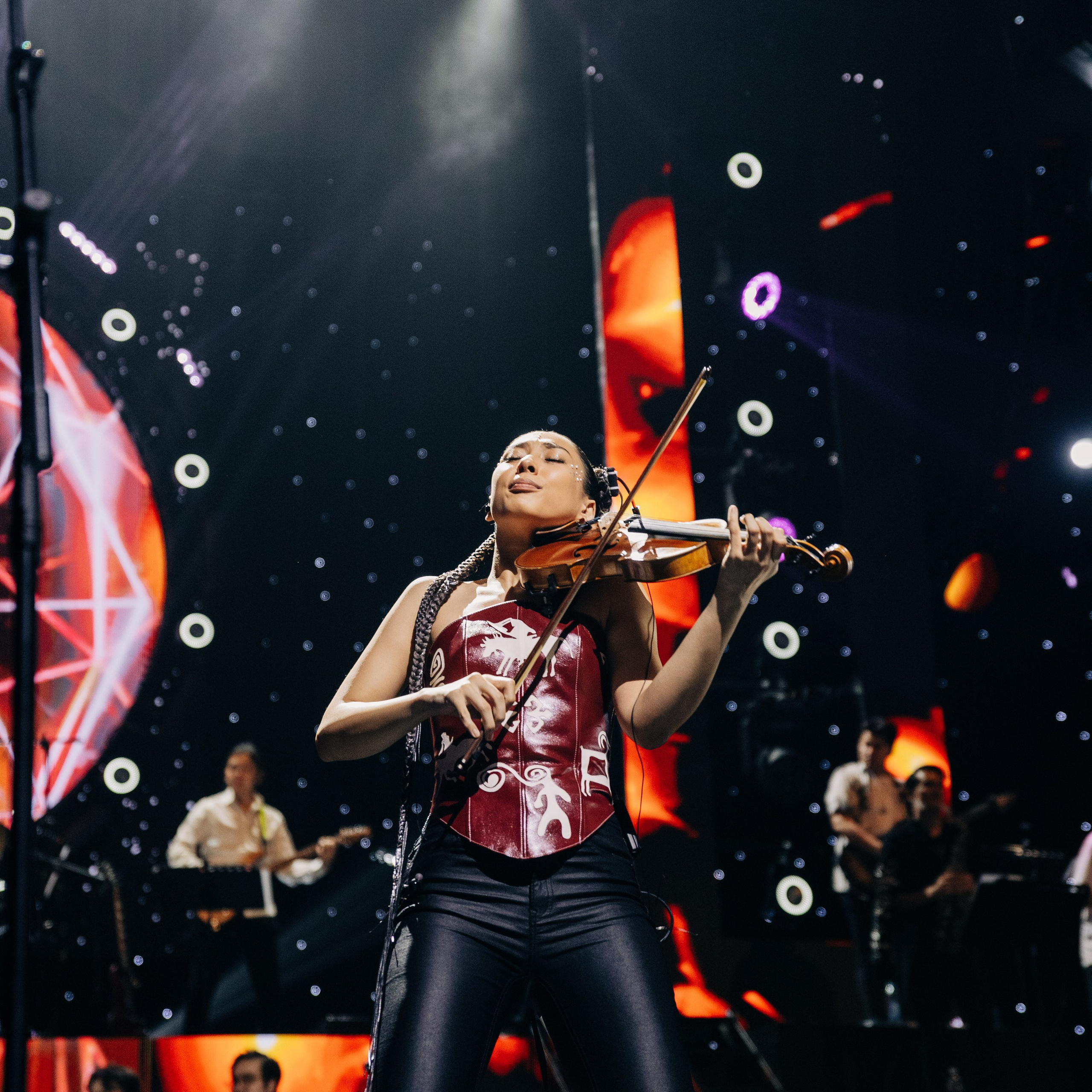 ELYAERNS — Эльдана Эрнес