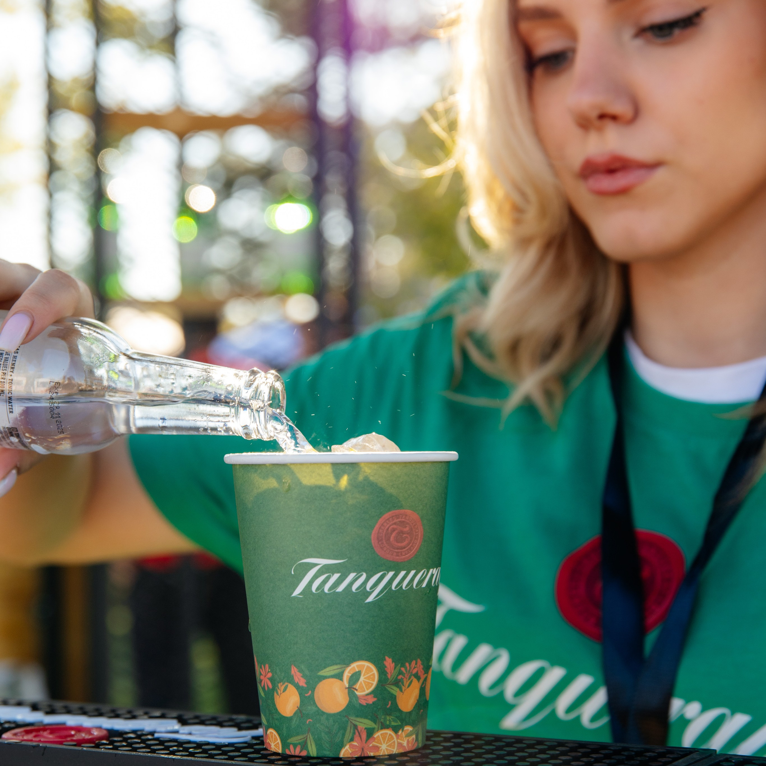 YANDEX PARK. JOHNNIE WALKER — CHINCHIN — SMIRNOFF — TANQUERAY