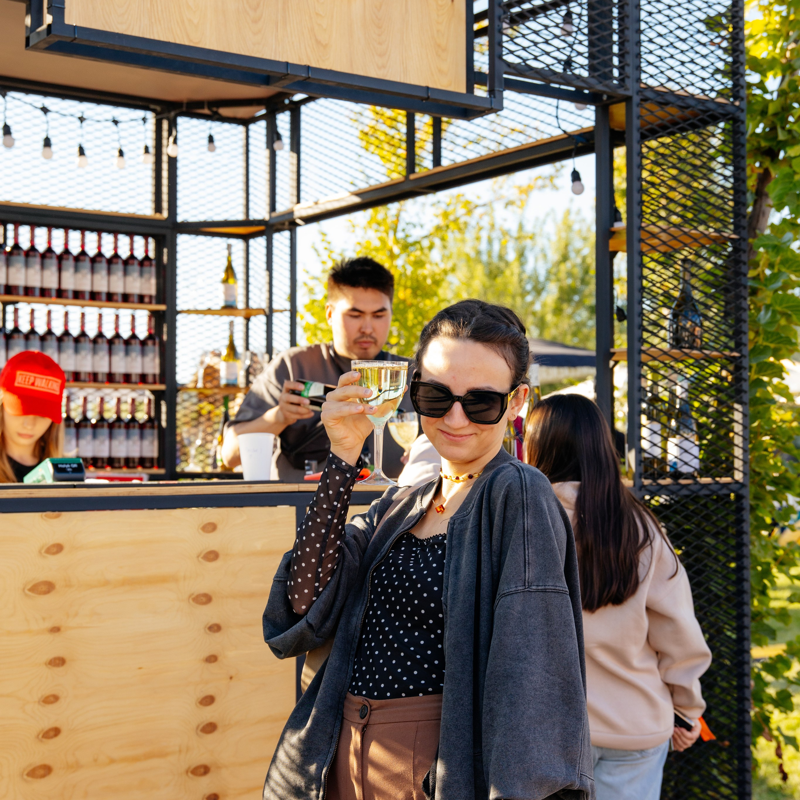 YANDEX PARK. JOHNNIE WALKER — CHINCHIN — SMIRNOFF — TANQUERAY