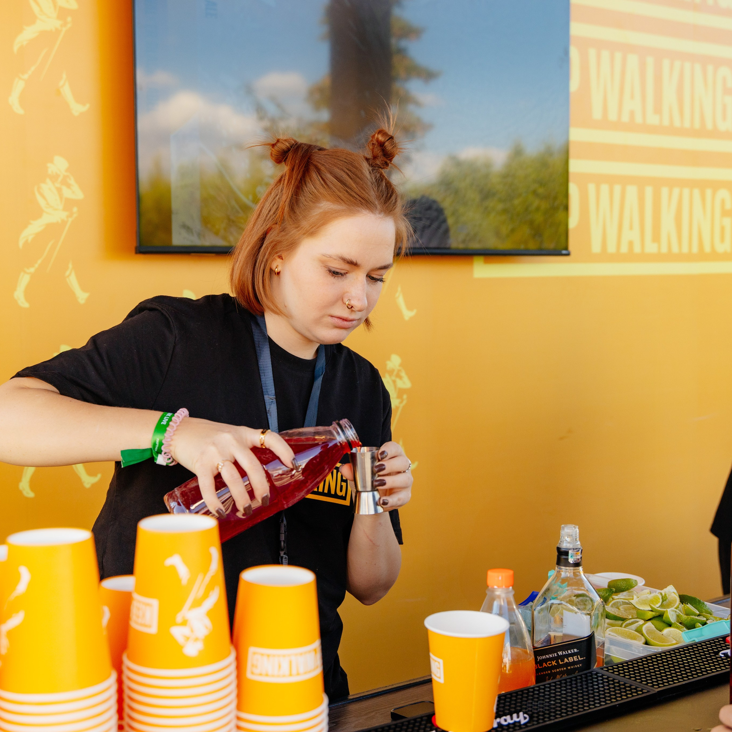 YANDEX PARK. JOHNNIE WALKER — CHINCHIN — SMIRNOFF — TANQUERAY