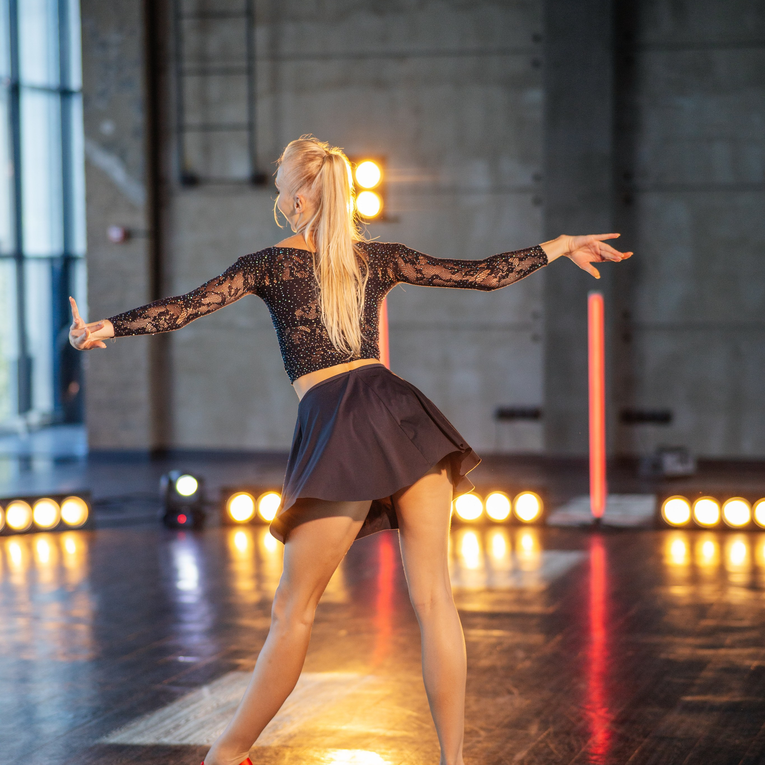 Анастасия танцы