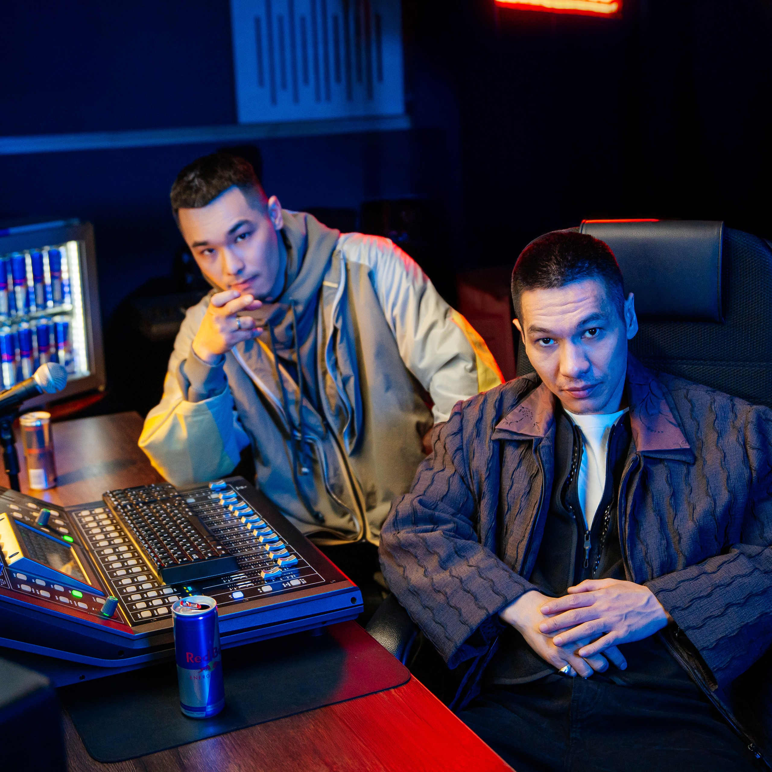 Red Bull 64 Bars Ния Hiro Truwer