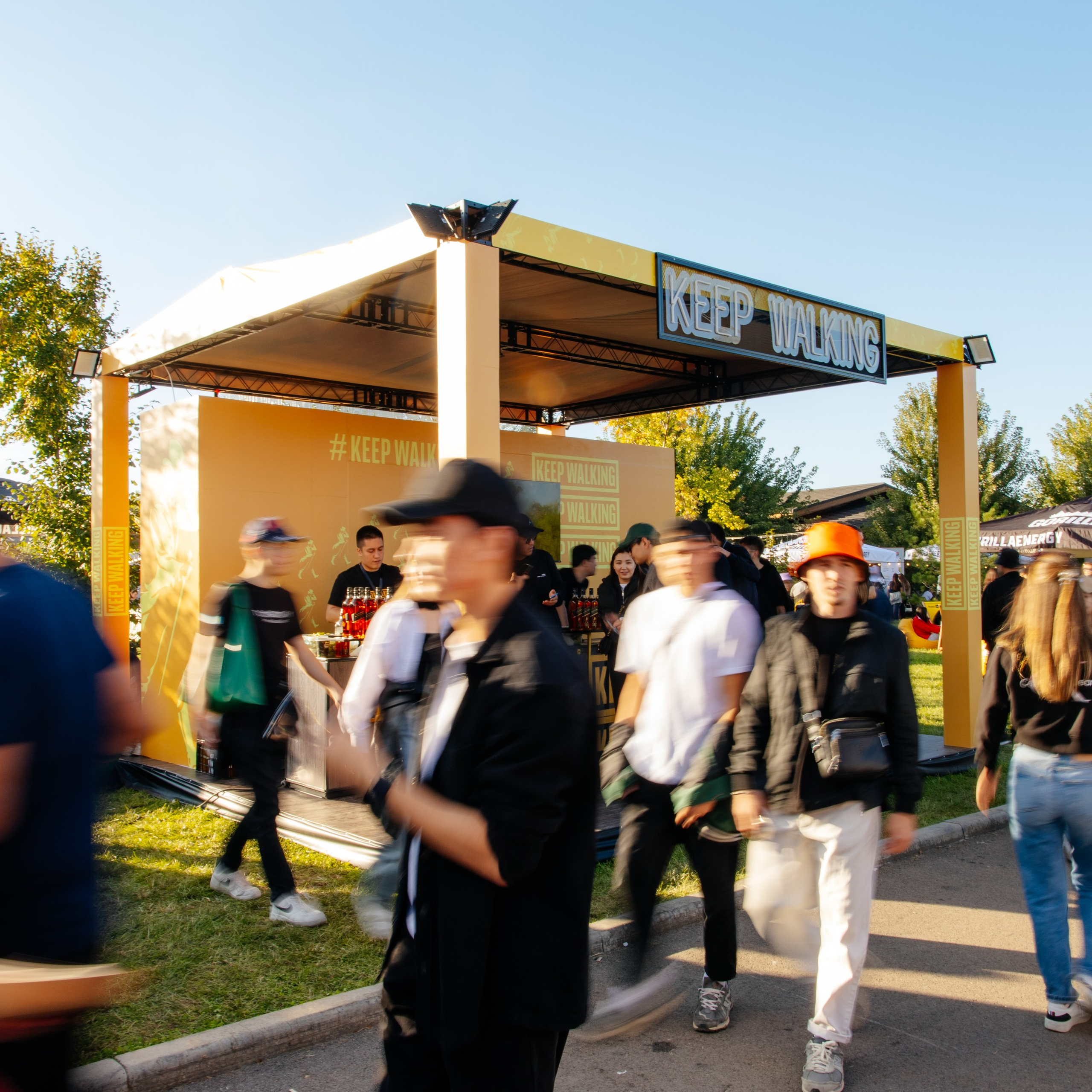 YANDEX PARK. JOHNNIE WALKER — CHINCHIN — SMIRNOFF — TANQUERAY