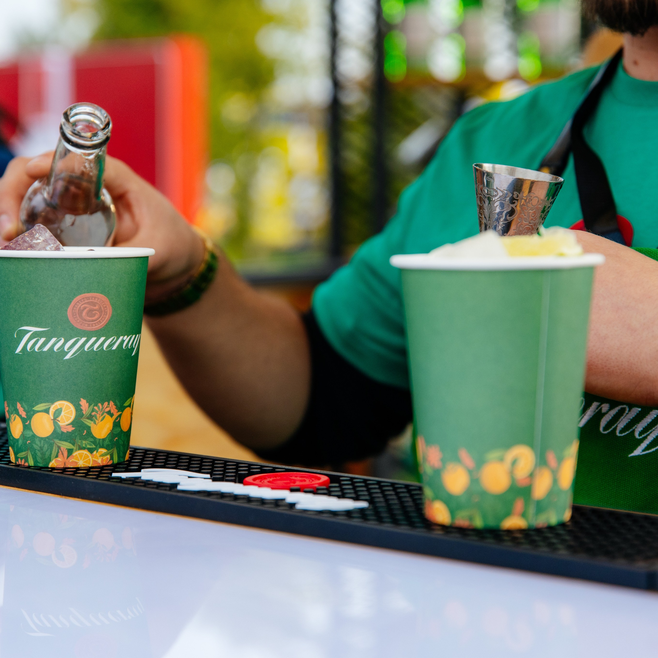 YANDEX PARK. JOHNNIE WALKER — CHINCHIN — SMIRNOFF — TANQUERAY