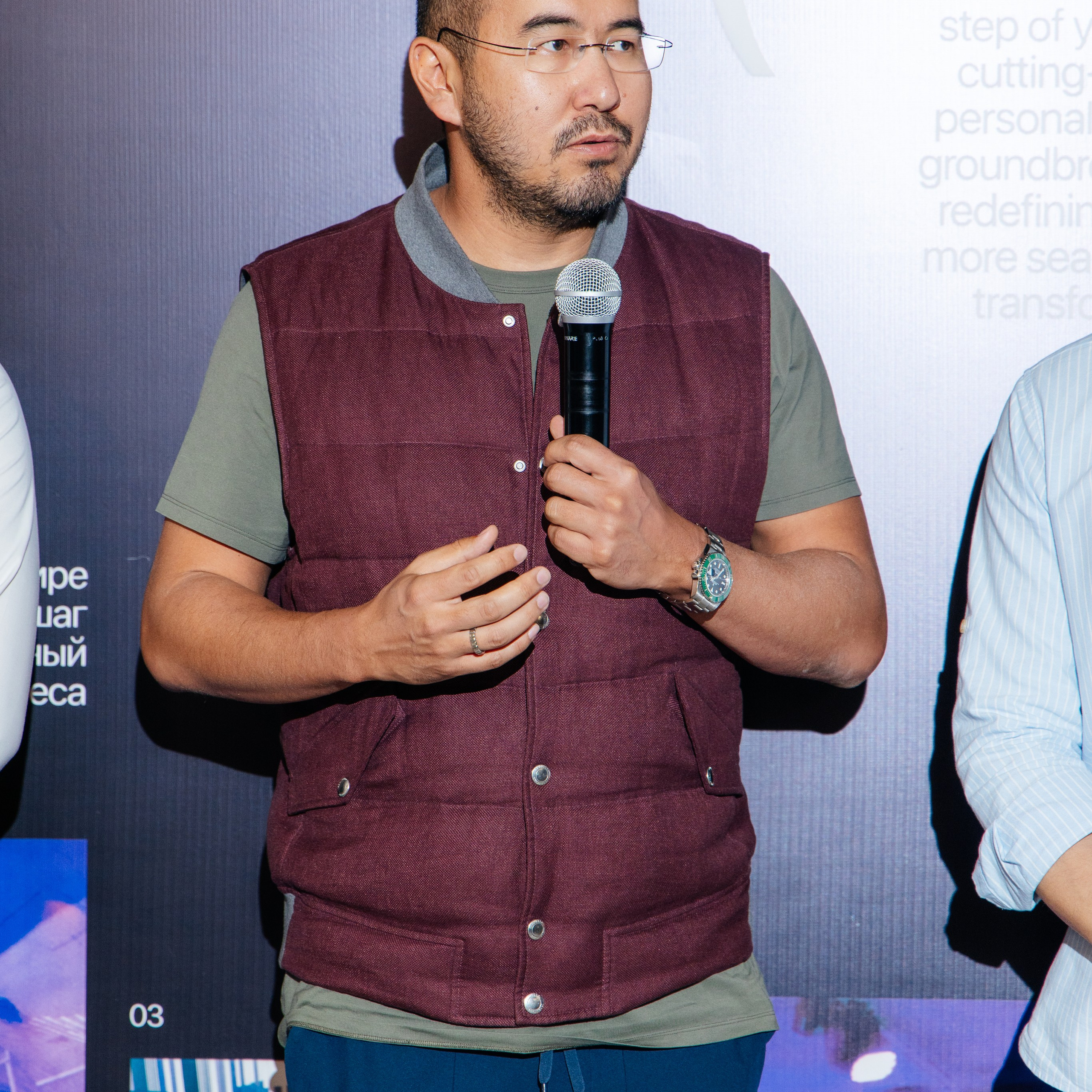 Hero's journey promenade