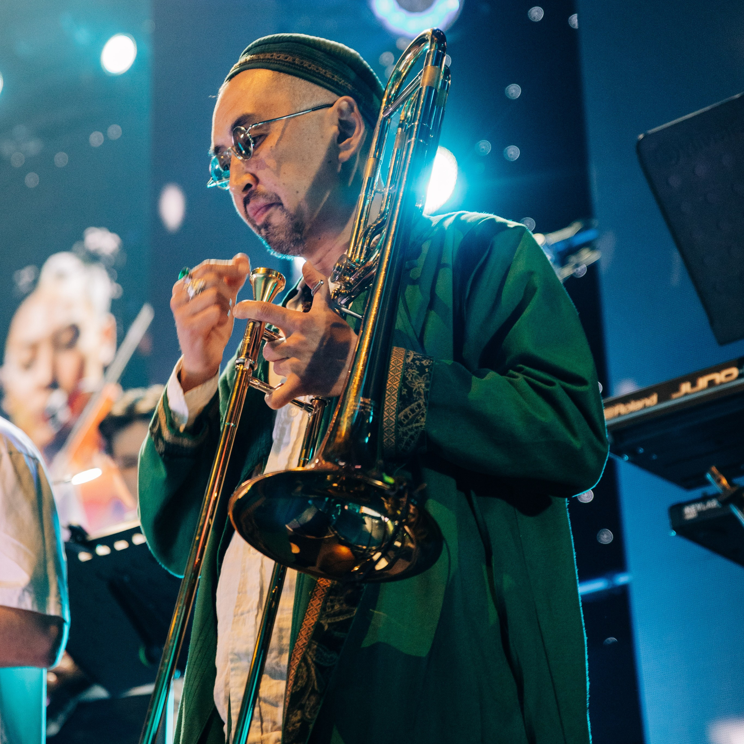 ELYAERNS — Эльдана Эрнес